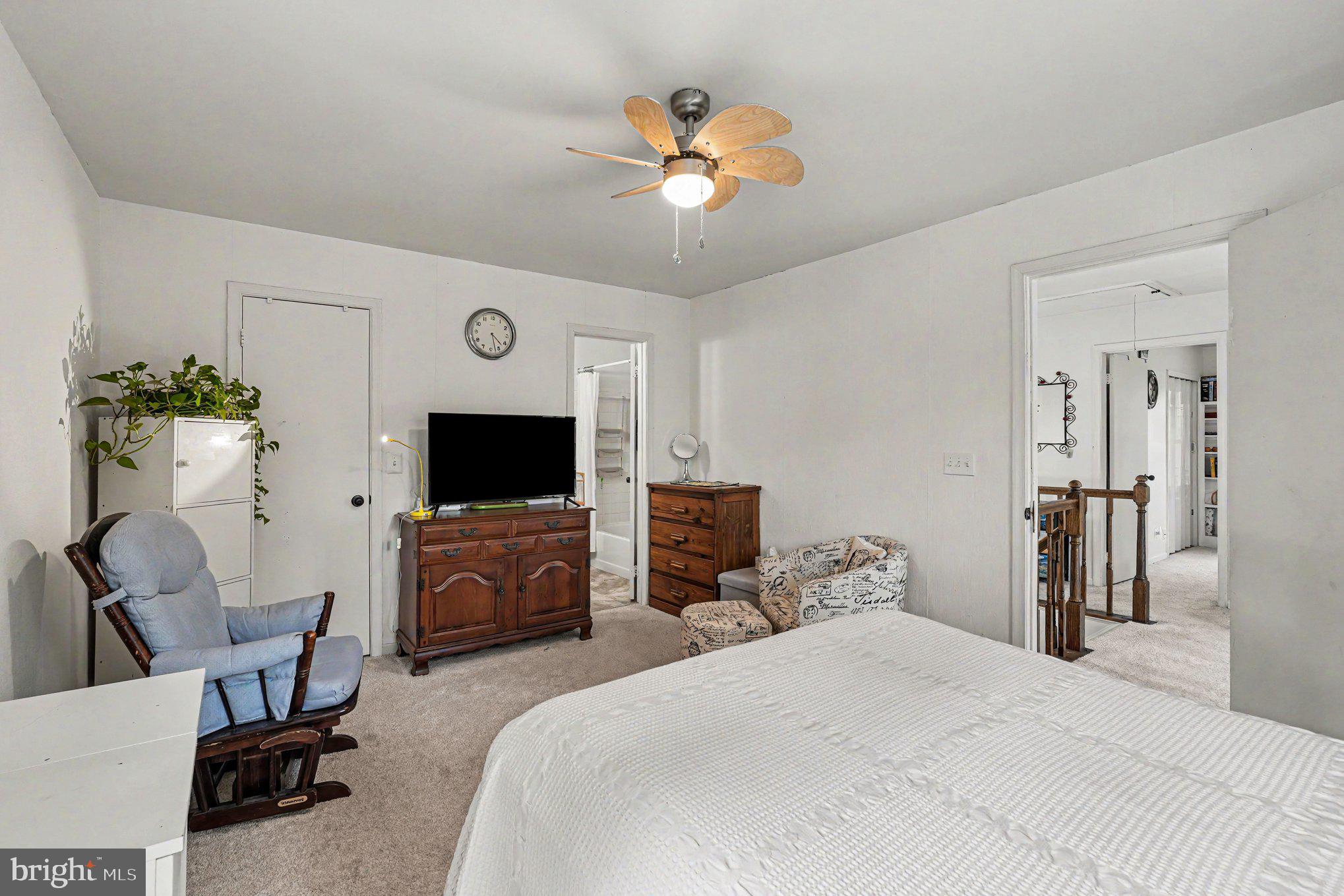 OAK SPRINGS SEC 1 - Residential