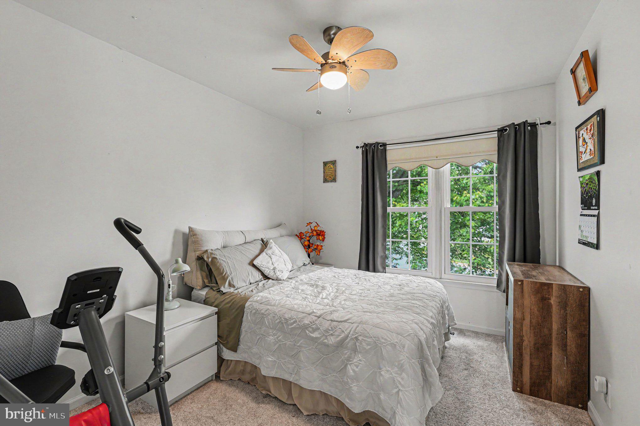 OAK SPRINGS SEC 1 - Residential