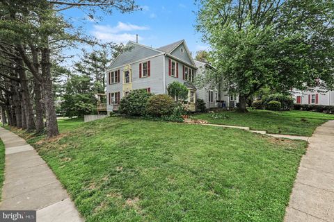Photo of 740 Cherry Tree Lane, WARRENTON, VA 20186 (MLS # VAFQ2022098)