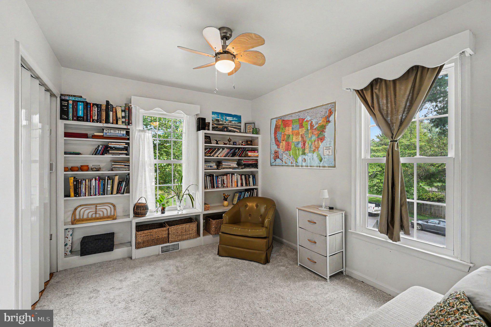 OAK SPRINGS SEC 1 - Residential