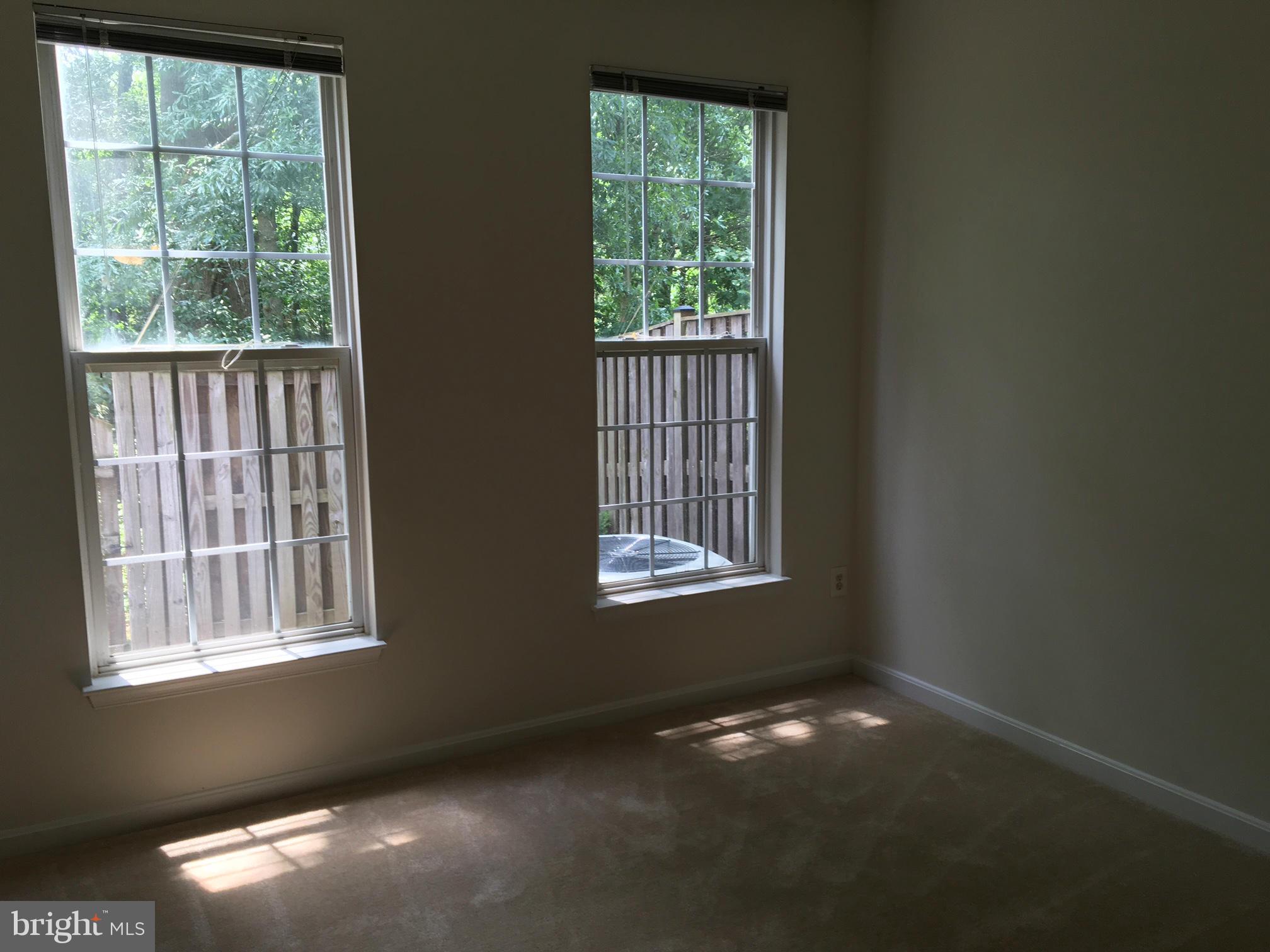 WOODLAND PARK - Residential Lease