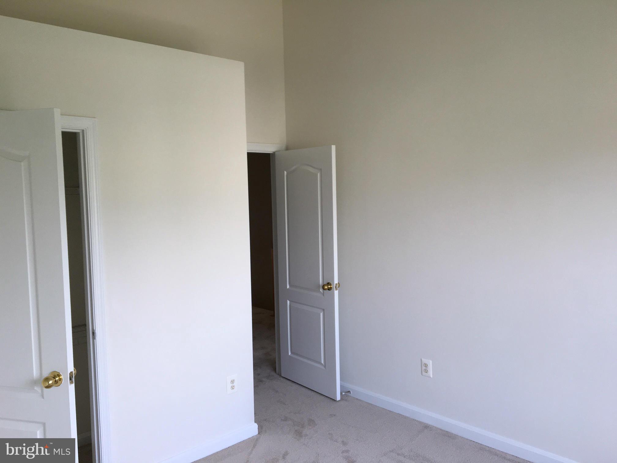 WOODLAND PARK - Residential Lease