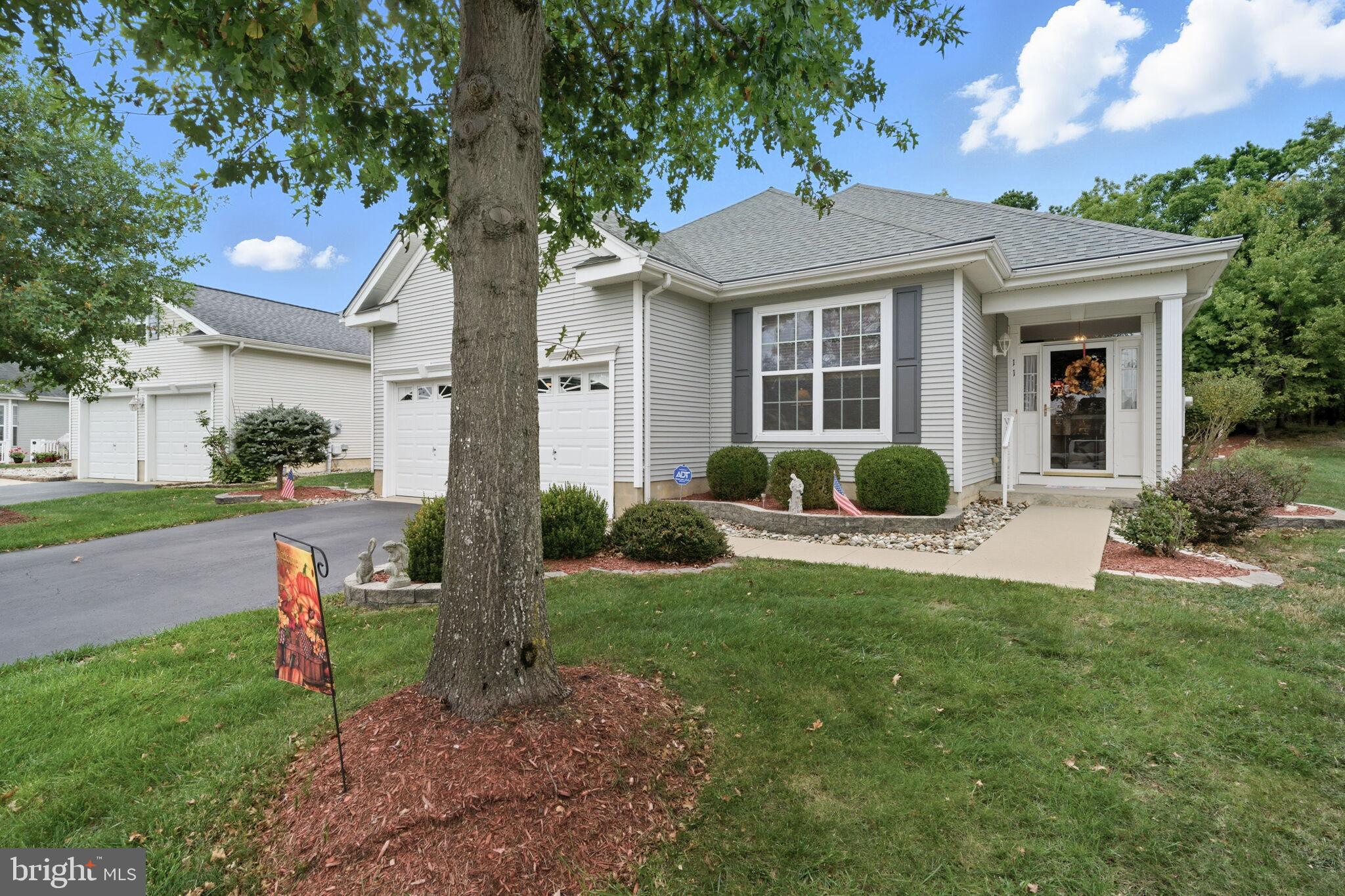 11 BRIDGEWATERS PASSAGE