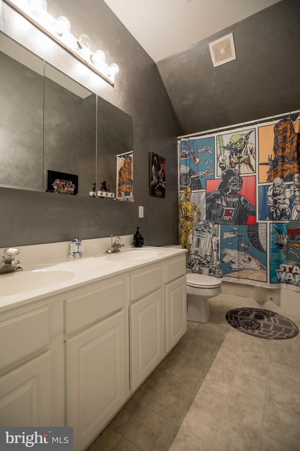 CELLAR HILL ESTATES - Farm