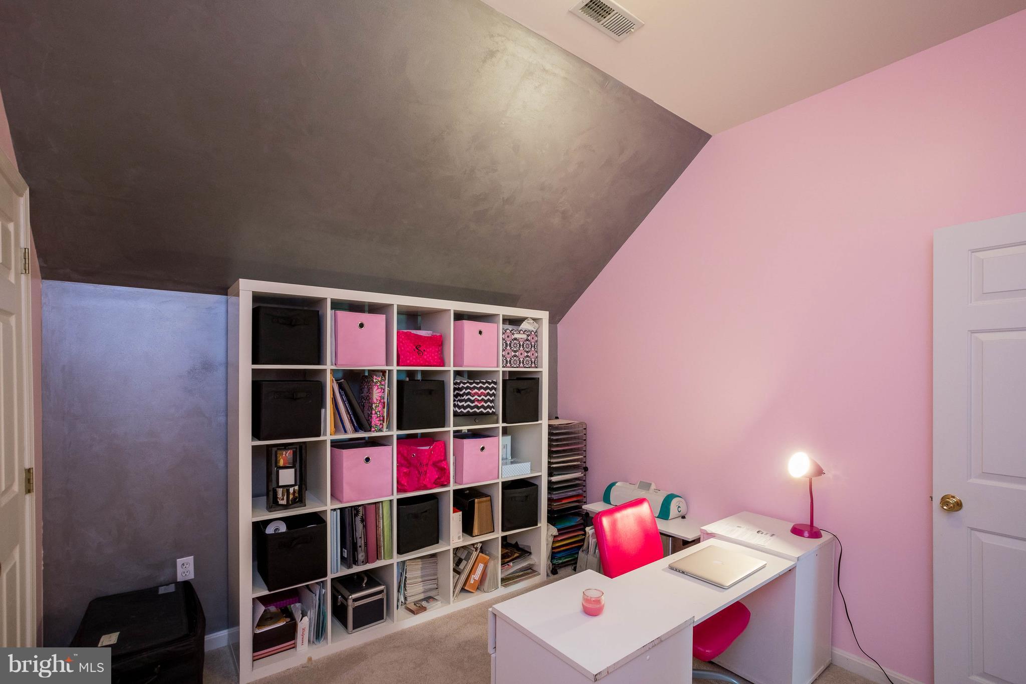 CELLAR HILL ESTATES - Farm