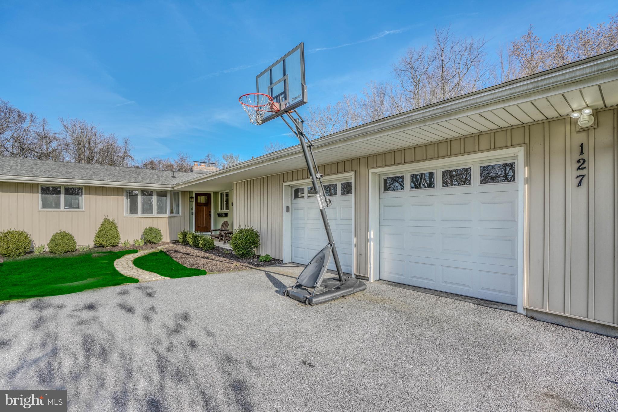 TIMONIUM HEIGHTS - Residential