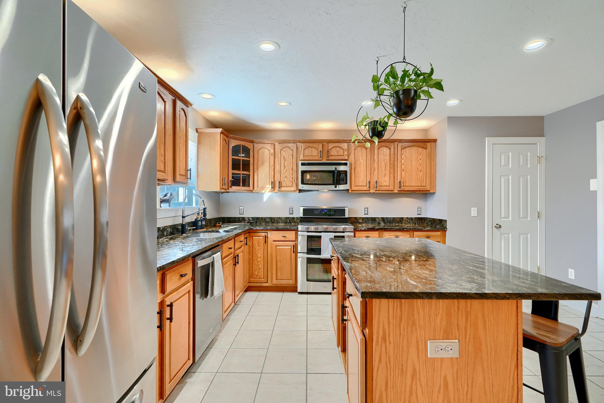 HIGH ROCK - Residential