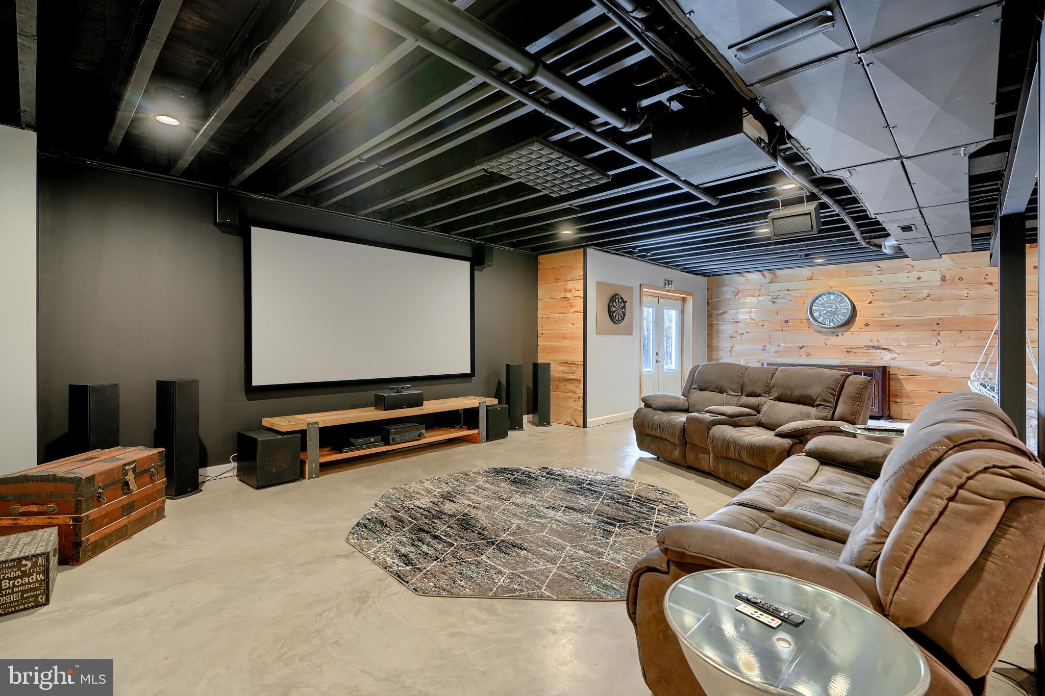 HIGH ROCK - Residential