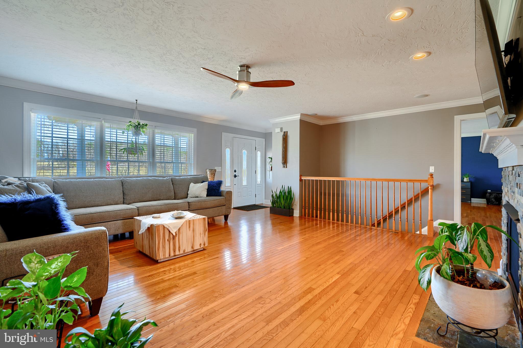 HIGH ROCK - Residential