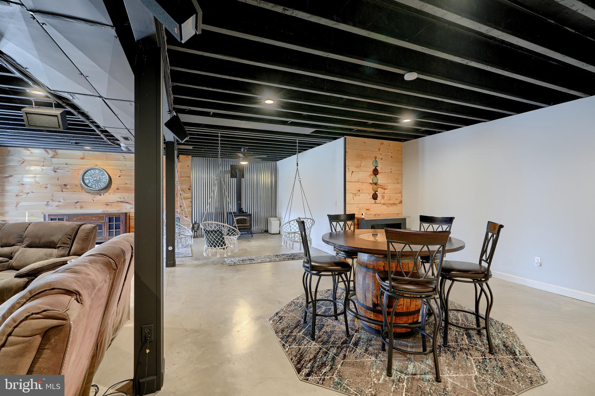 HIGH ROCK - Residential