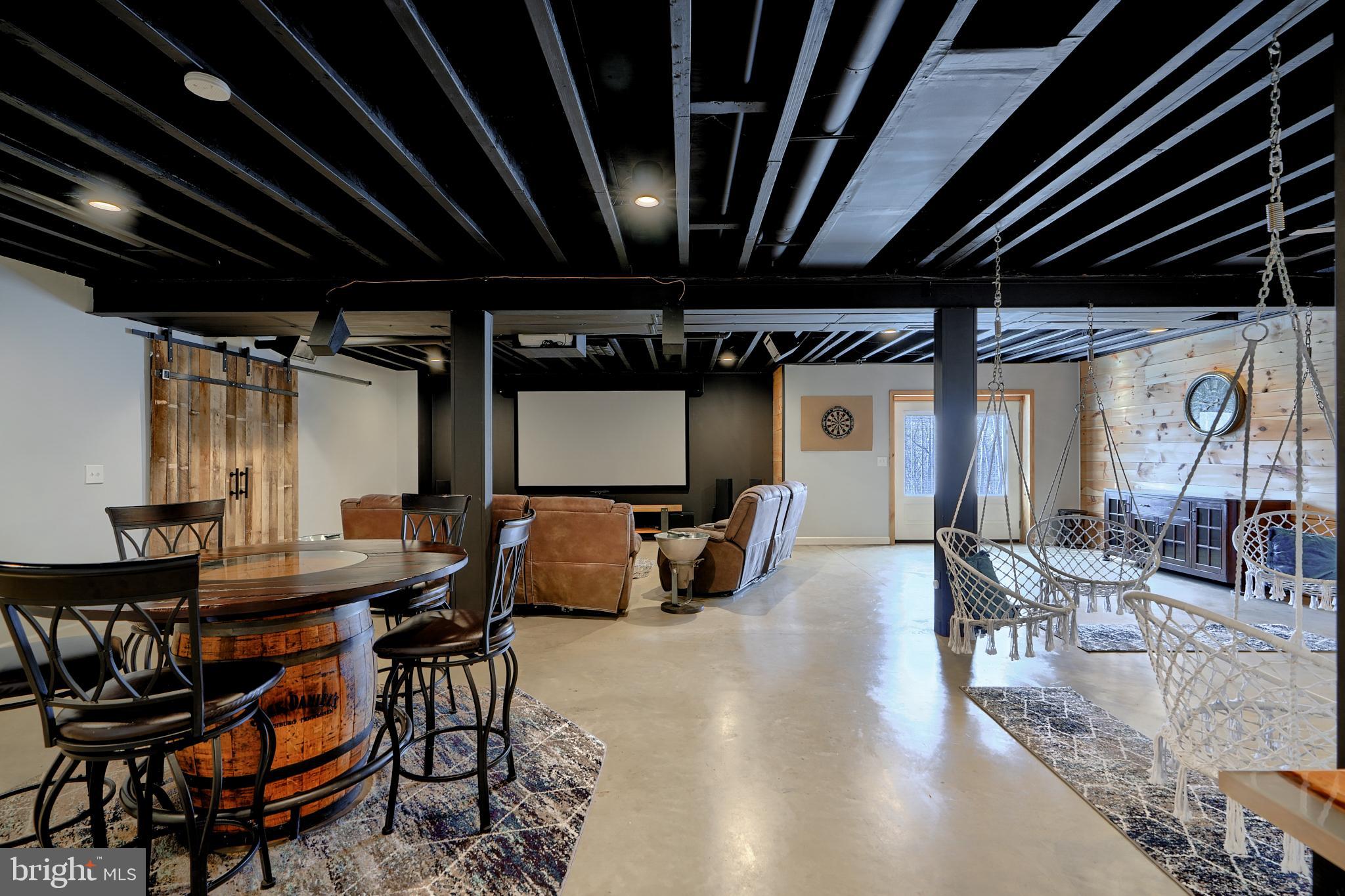 HIGH ROCK - Residential