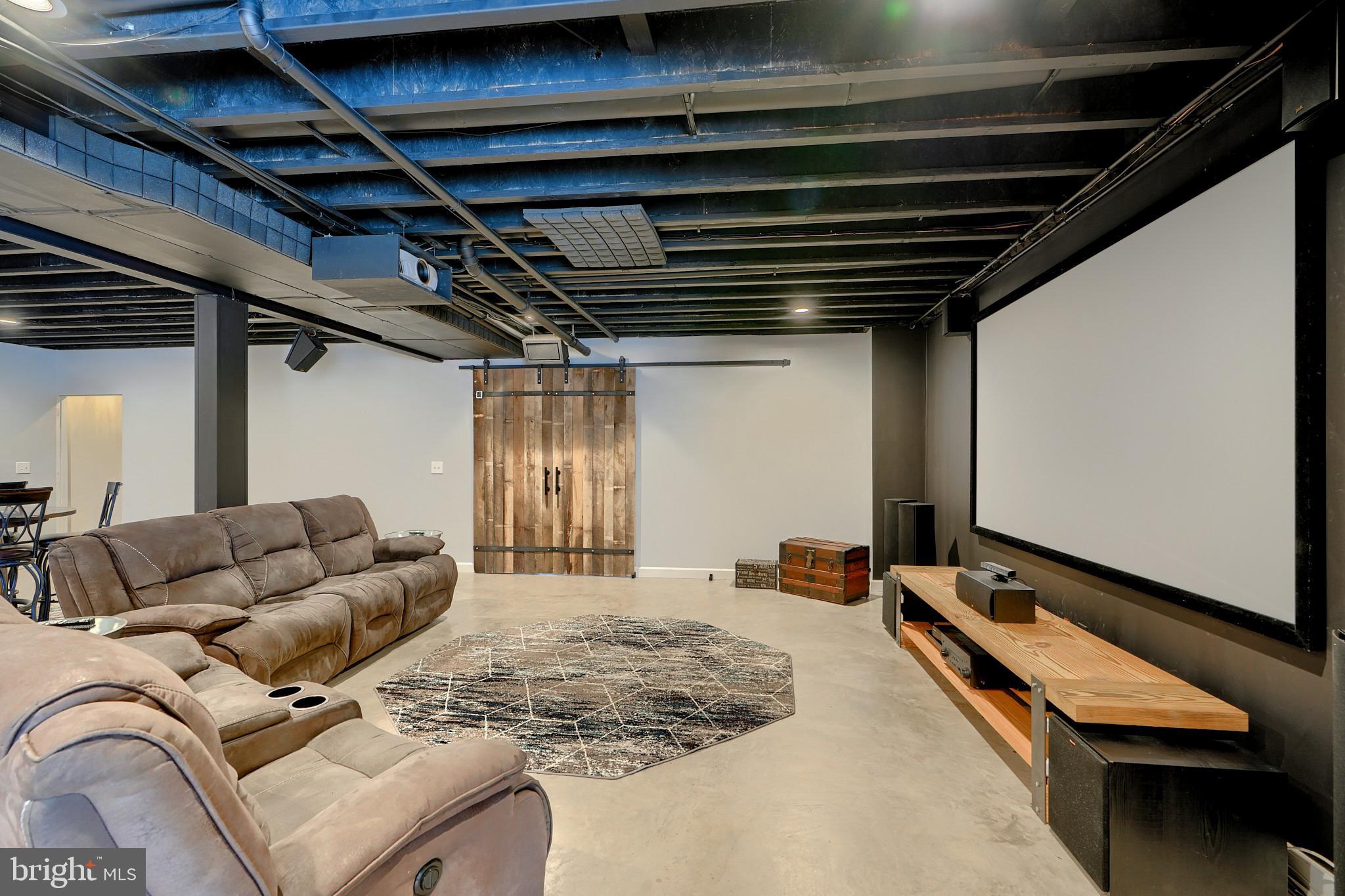 HIGH ROCK - Residential