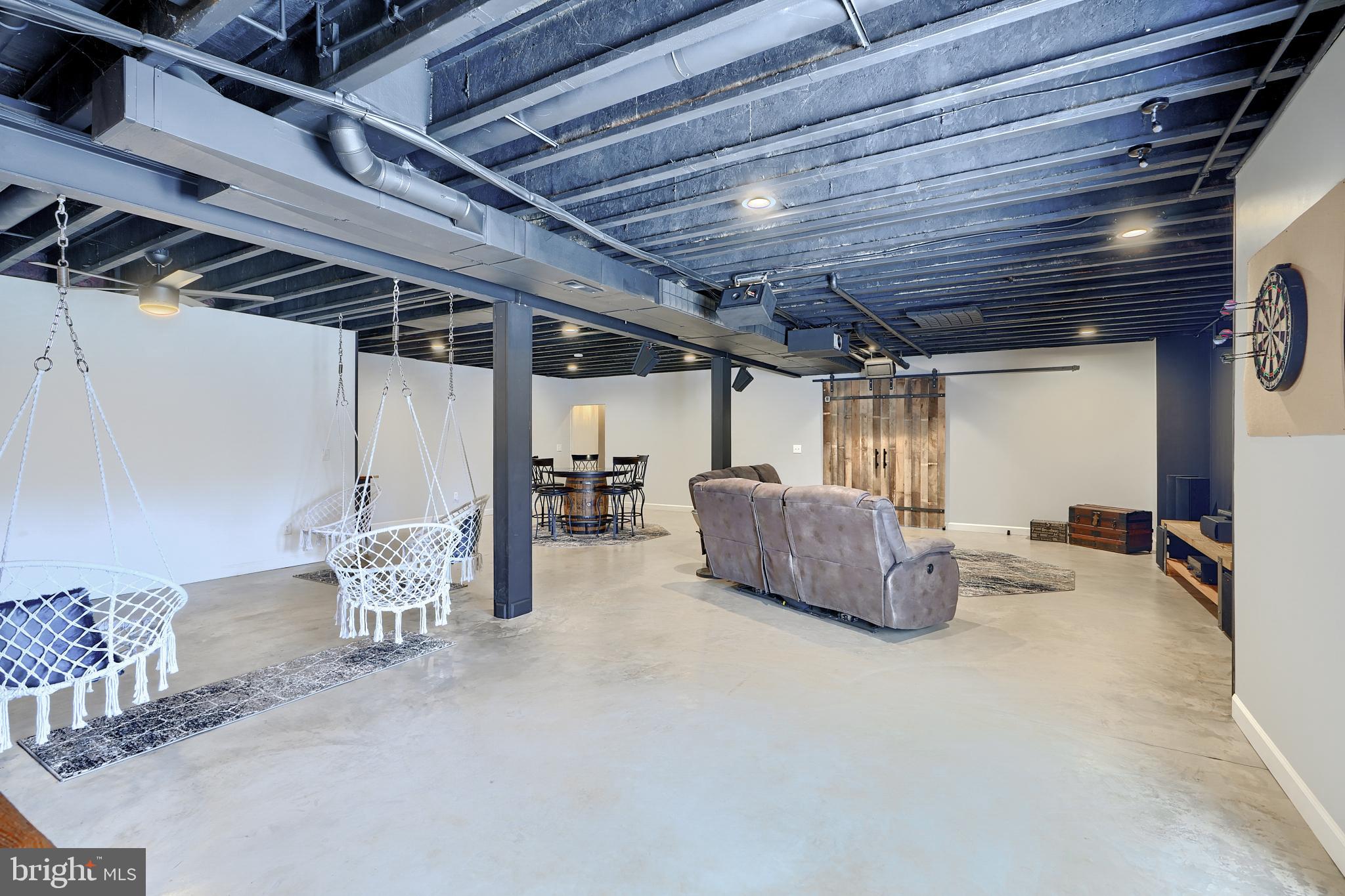 HIGH ROCK - Residential