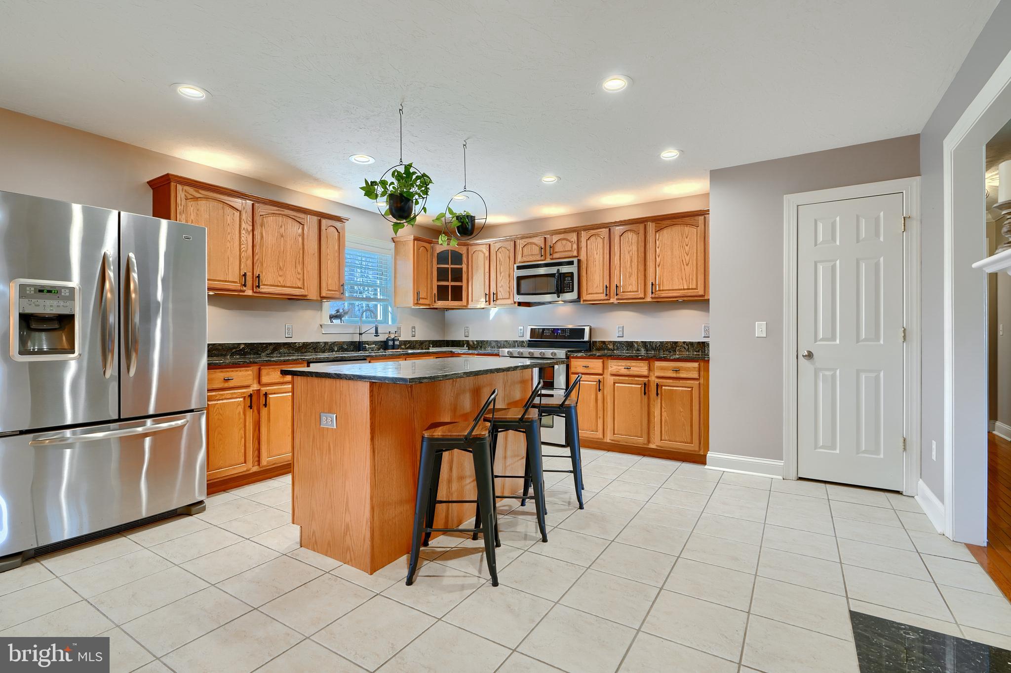 HIGH ROCK - Residential