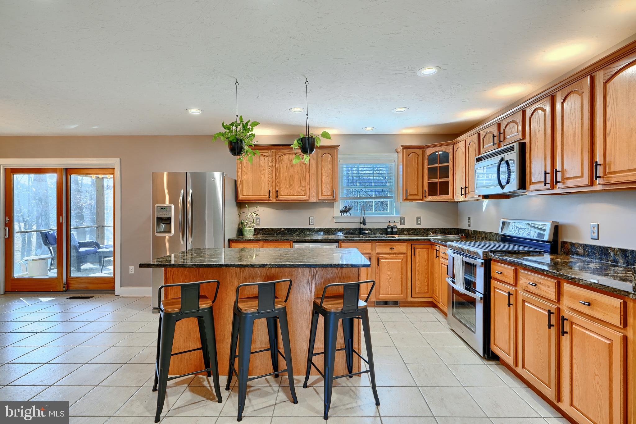 HIGH ROCK - Residential