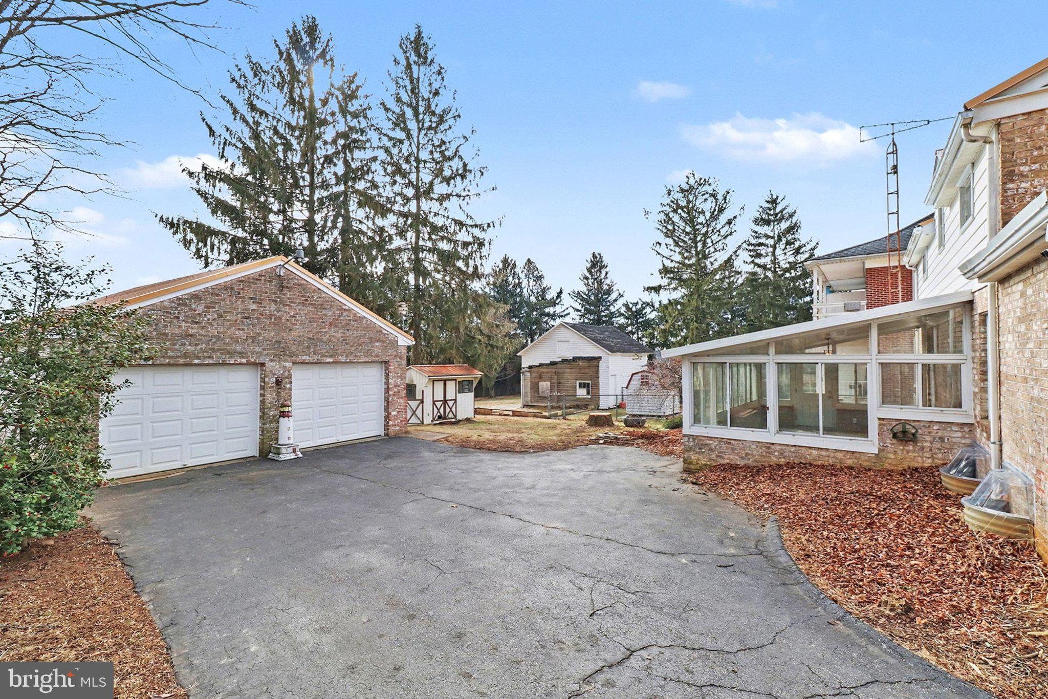 RED LION BORO - Residential