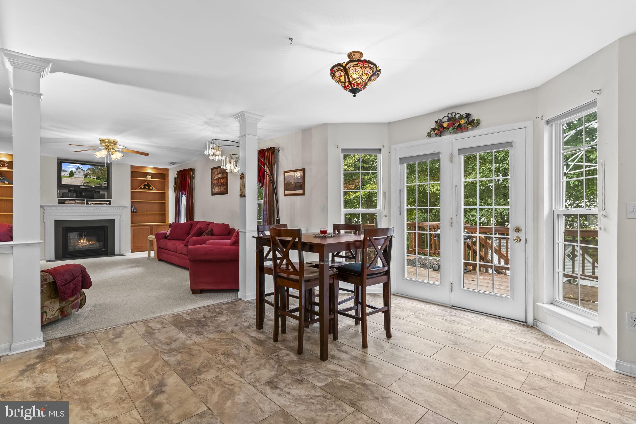 HUNTING QUARTERS - Residential