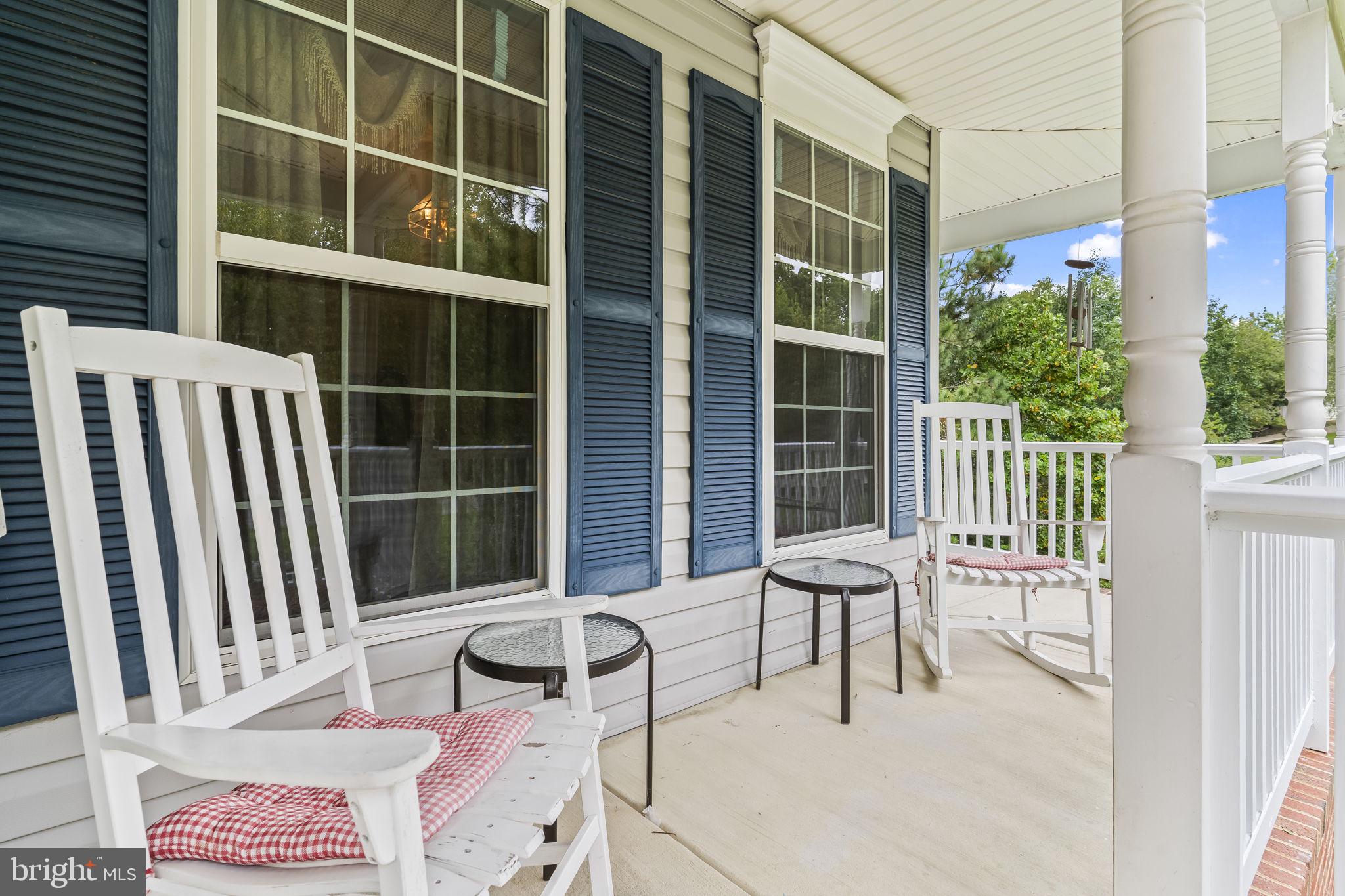 HUNTING QUARTERS - Residential