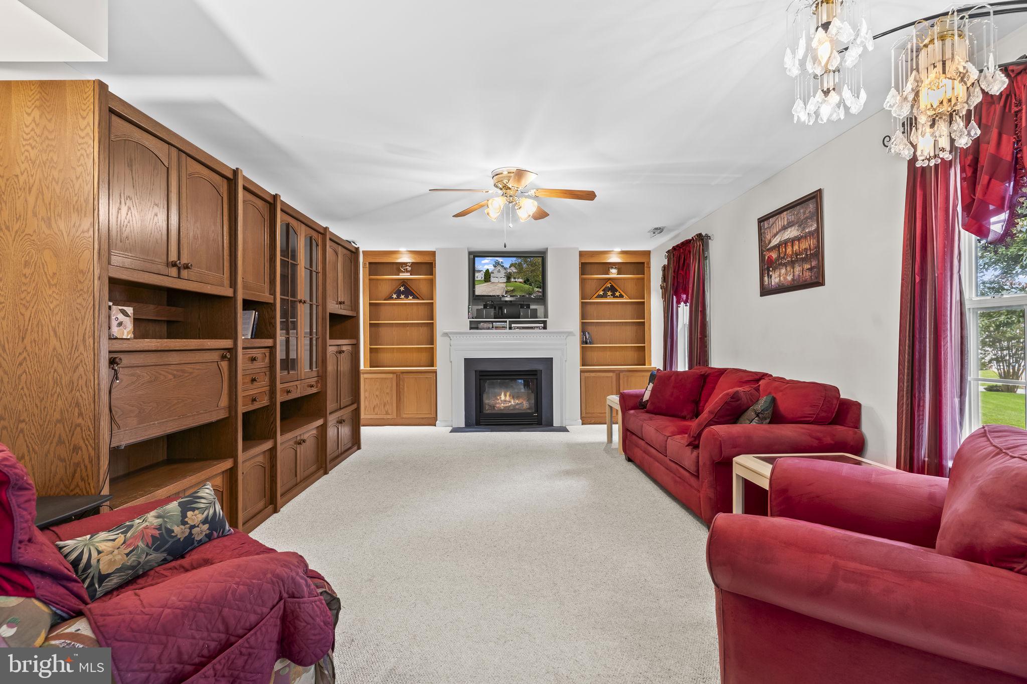 HUNTING QUARTERS - Residential