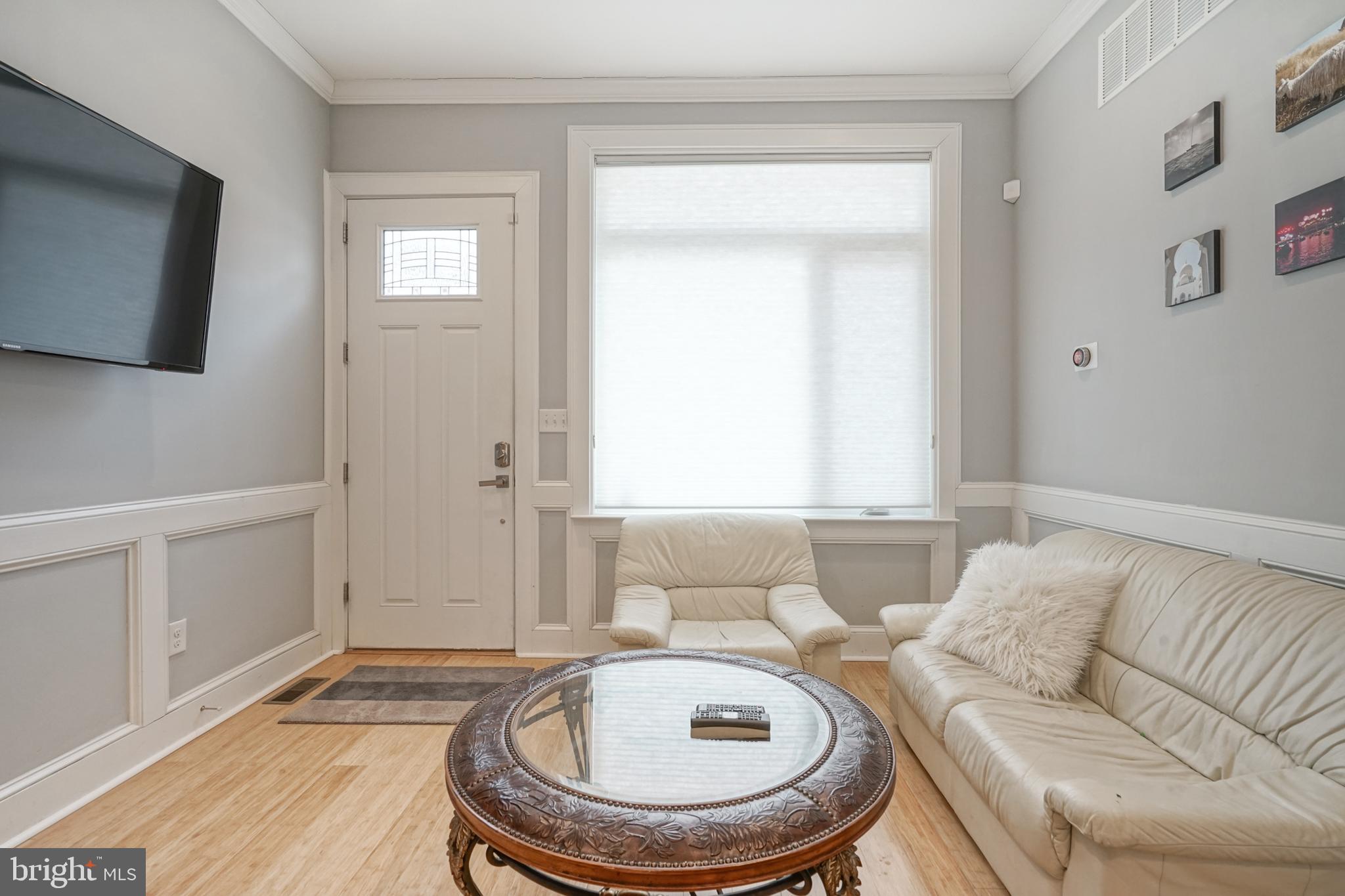 POINT BREEZE - Residential