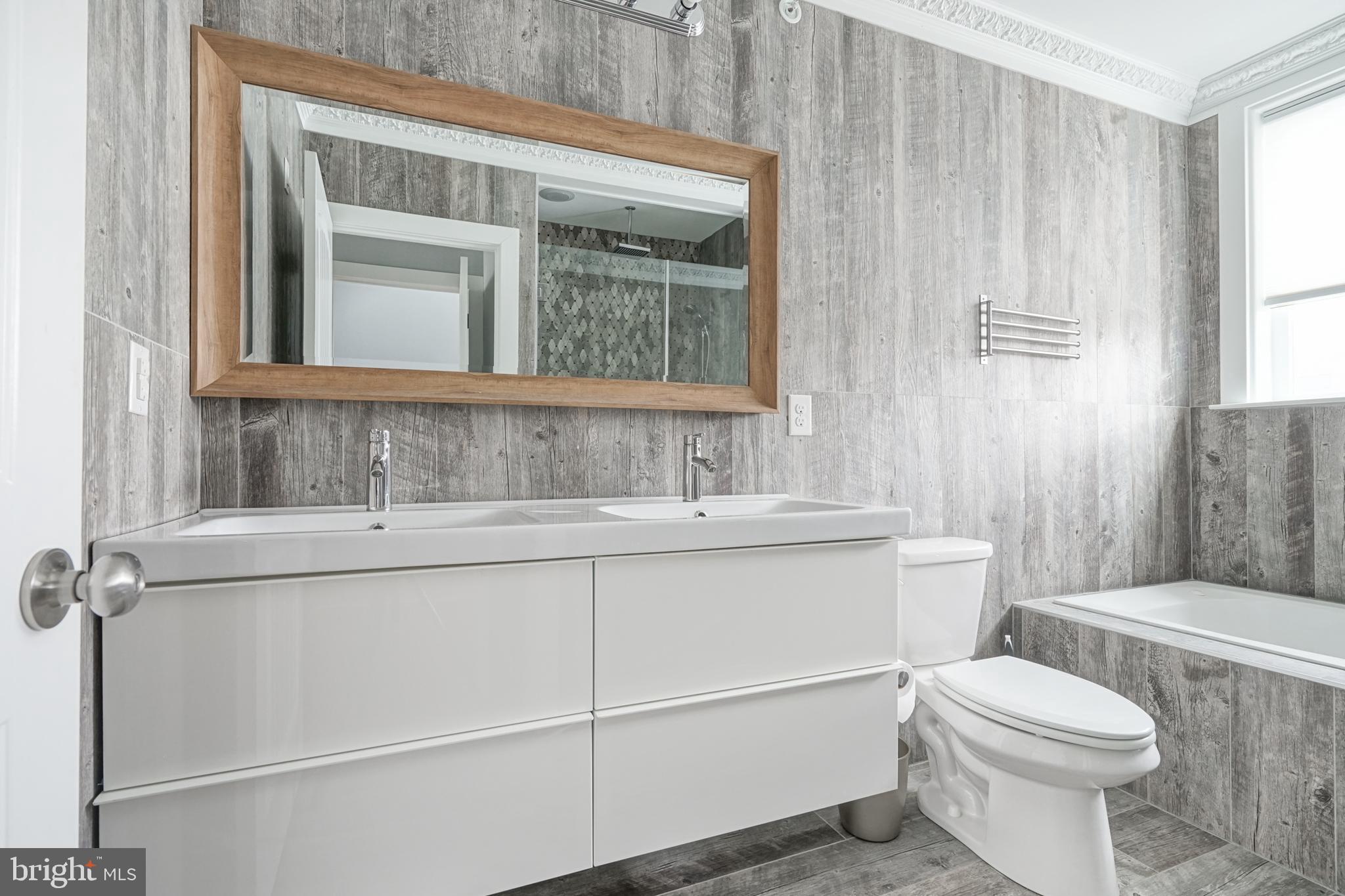 POINT BREEZE - Residential