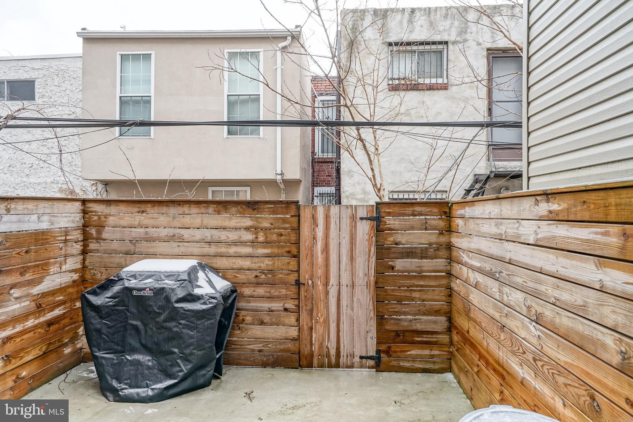 POINT BREEZE - Residential