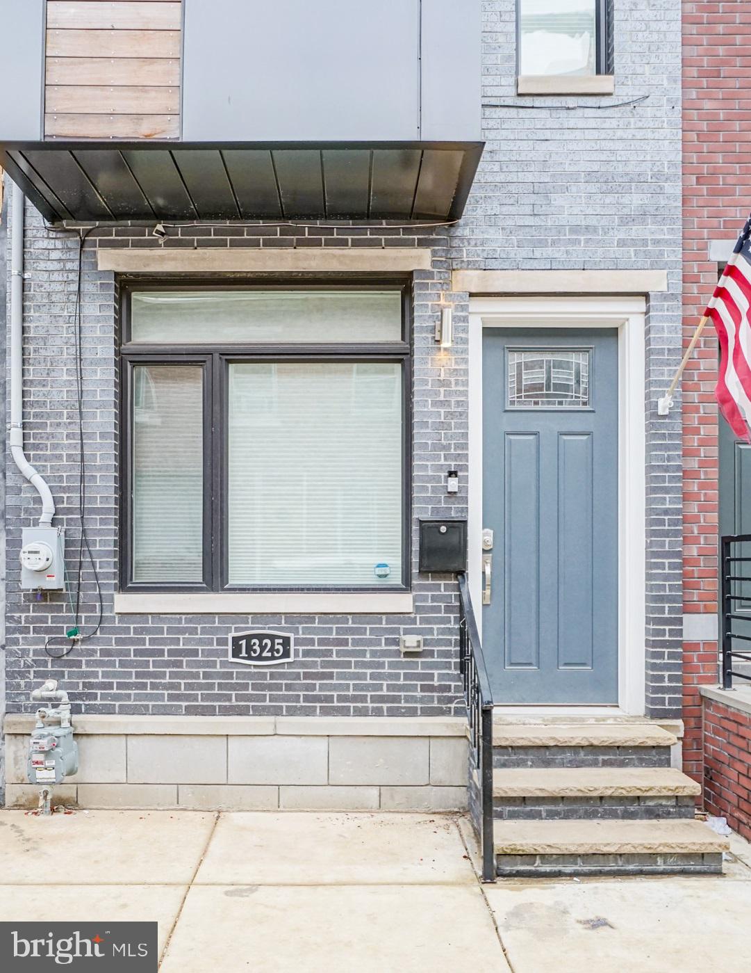 POINT BREEZE - Residential