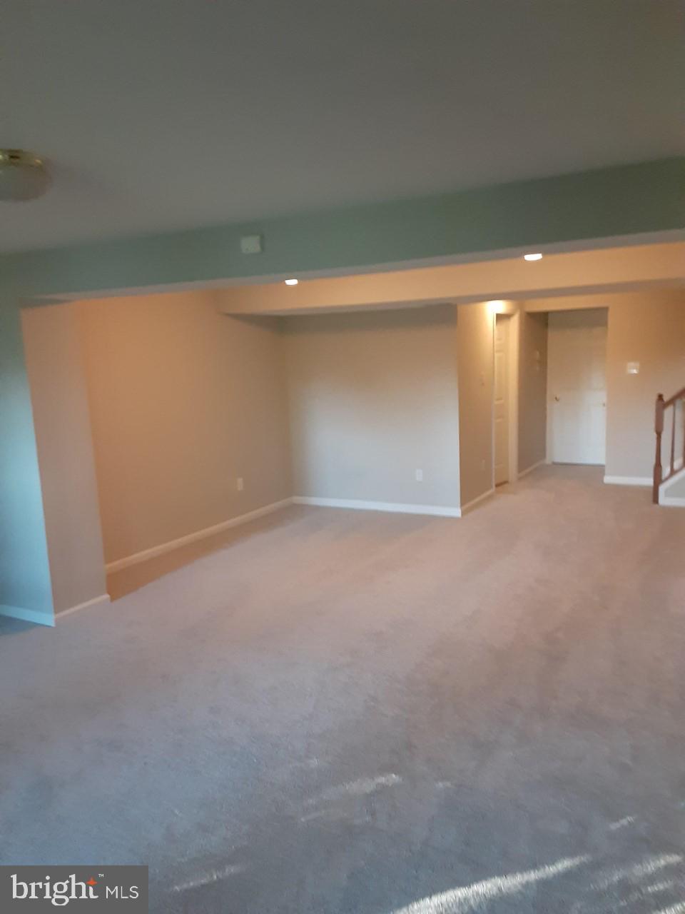 OWINGS MILLS - Residential