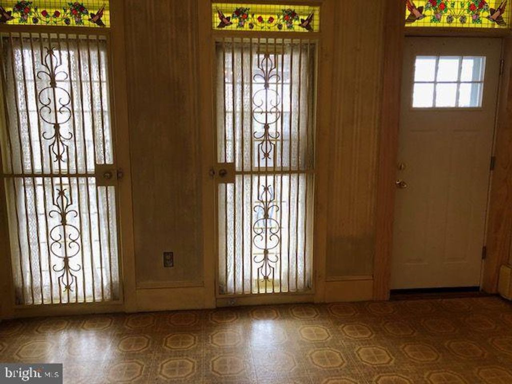 Photo of 716 E END AVE, LANCASTER, PA 17602 (MLS # PALA2031704)