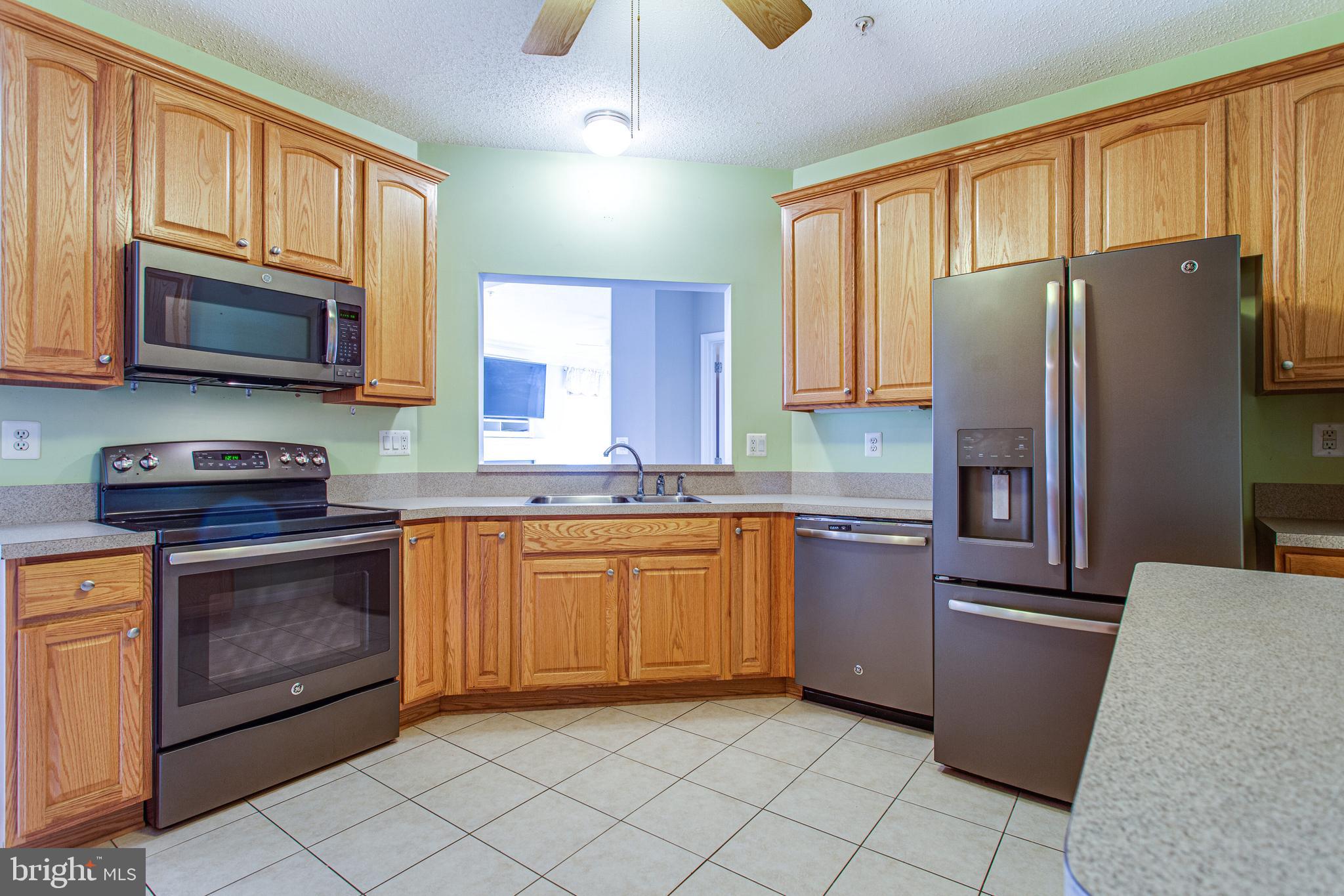 HAWTHORNE GREENE - Residential