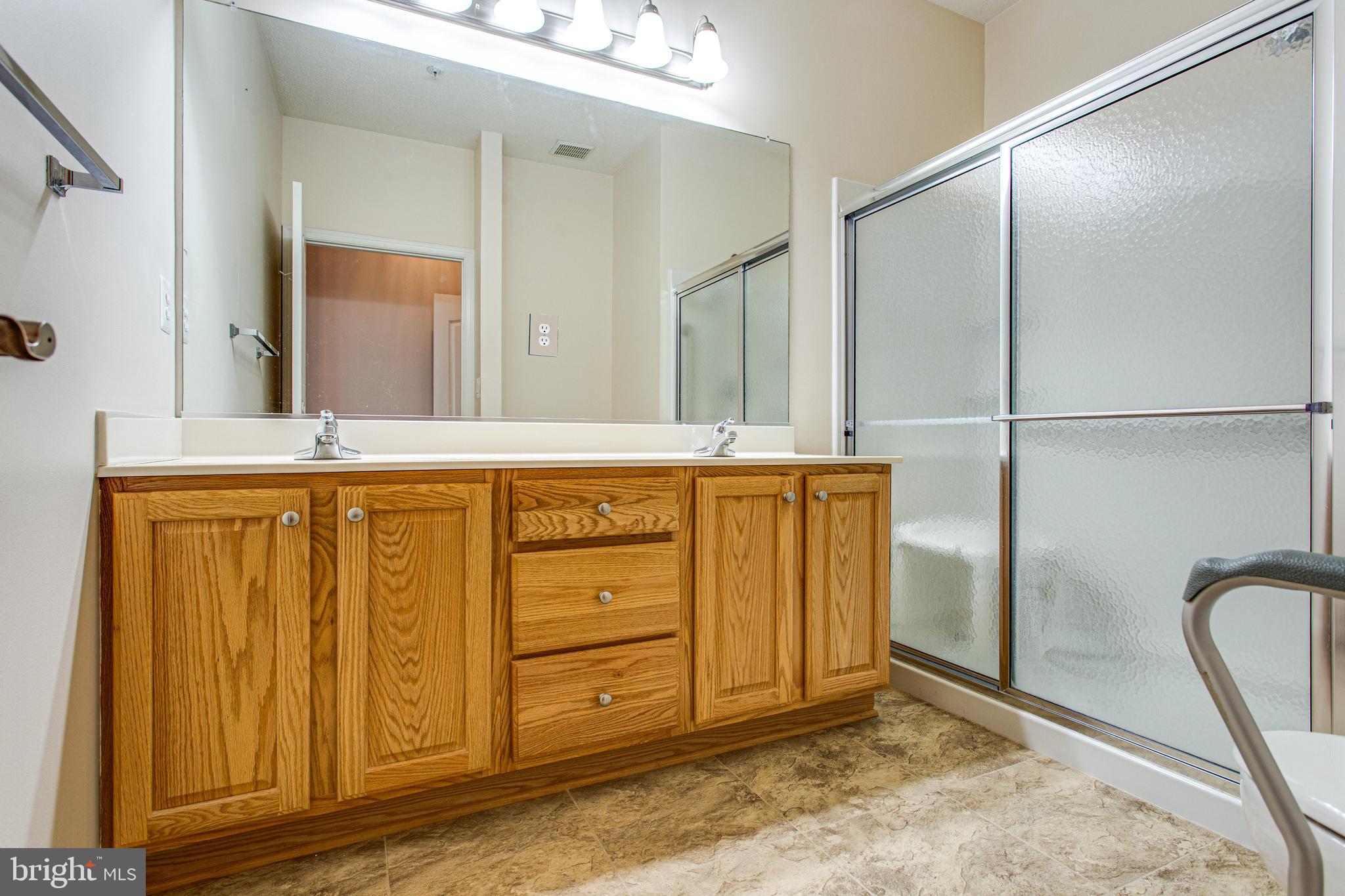 HAWTHORNE GREENE - Residential