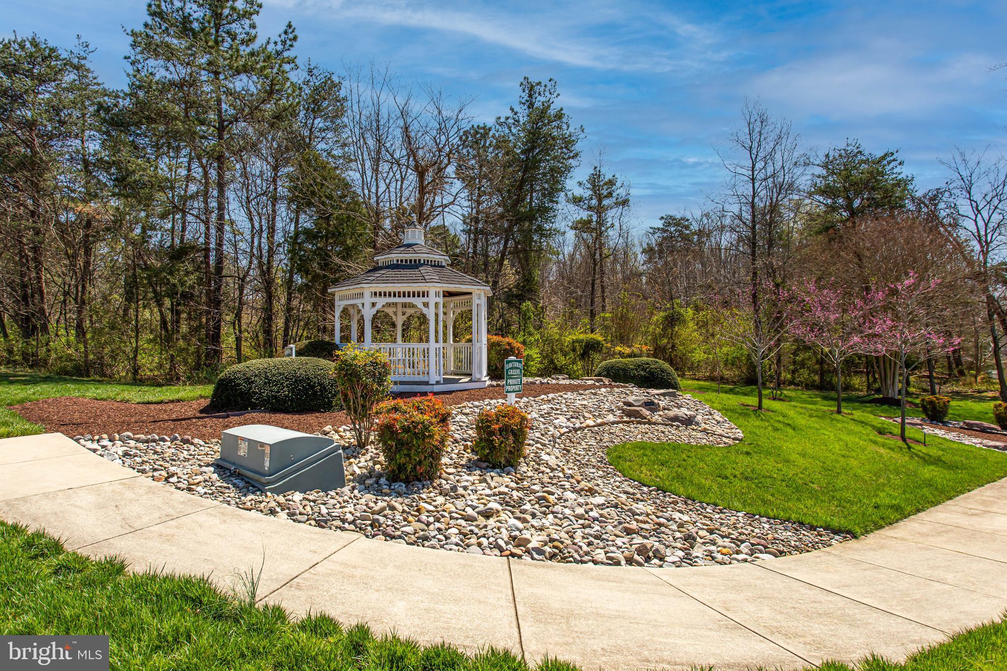 HAWTHORNE GREENE - Residential