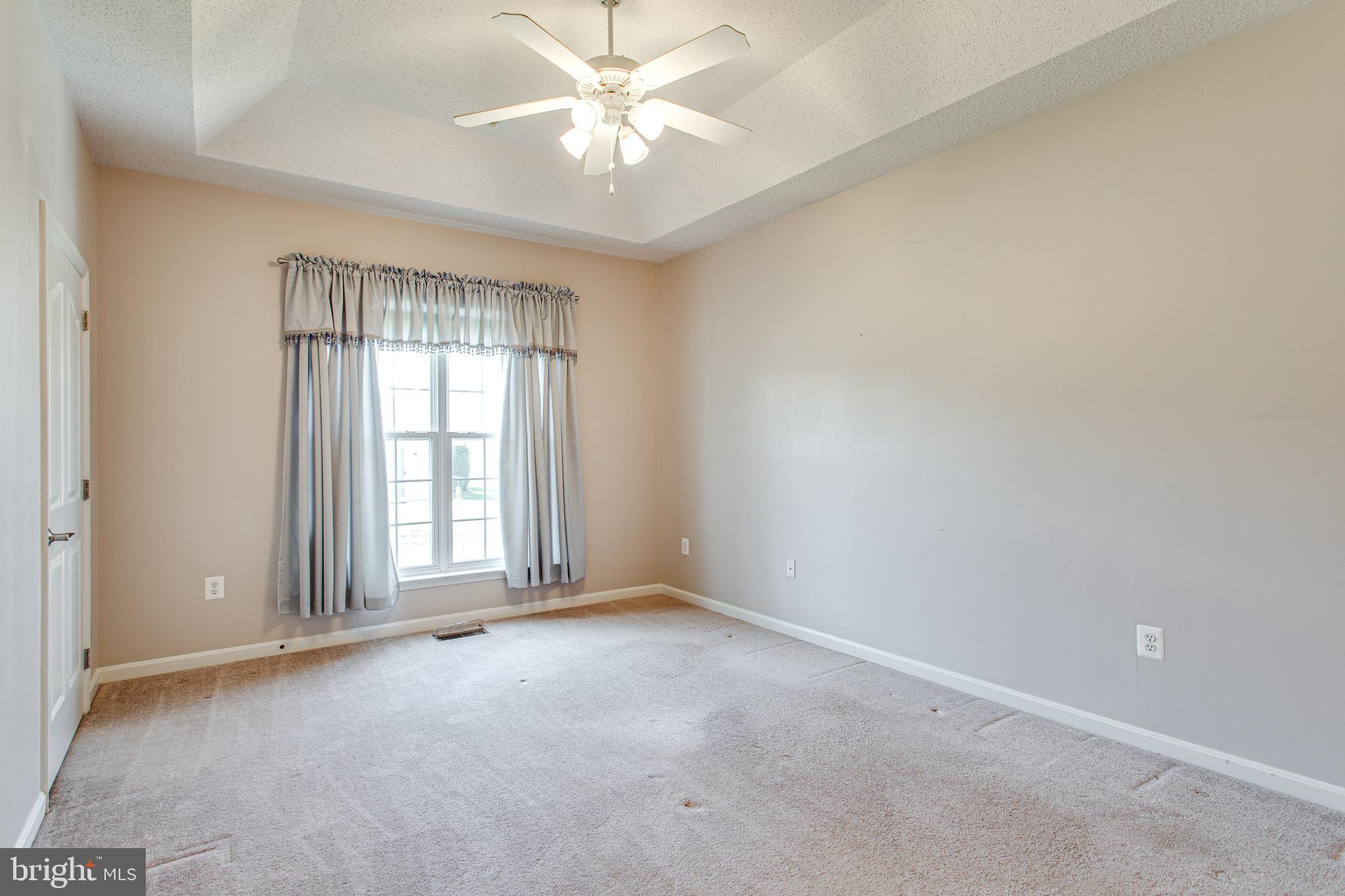 HAWTHORNE GREENE - Residential