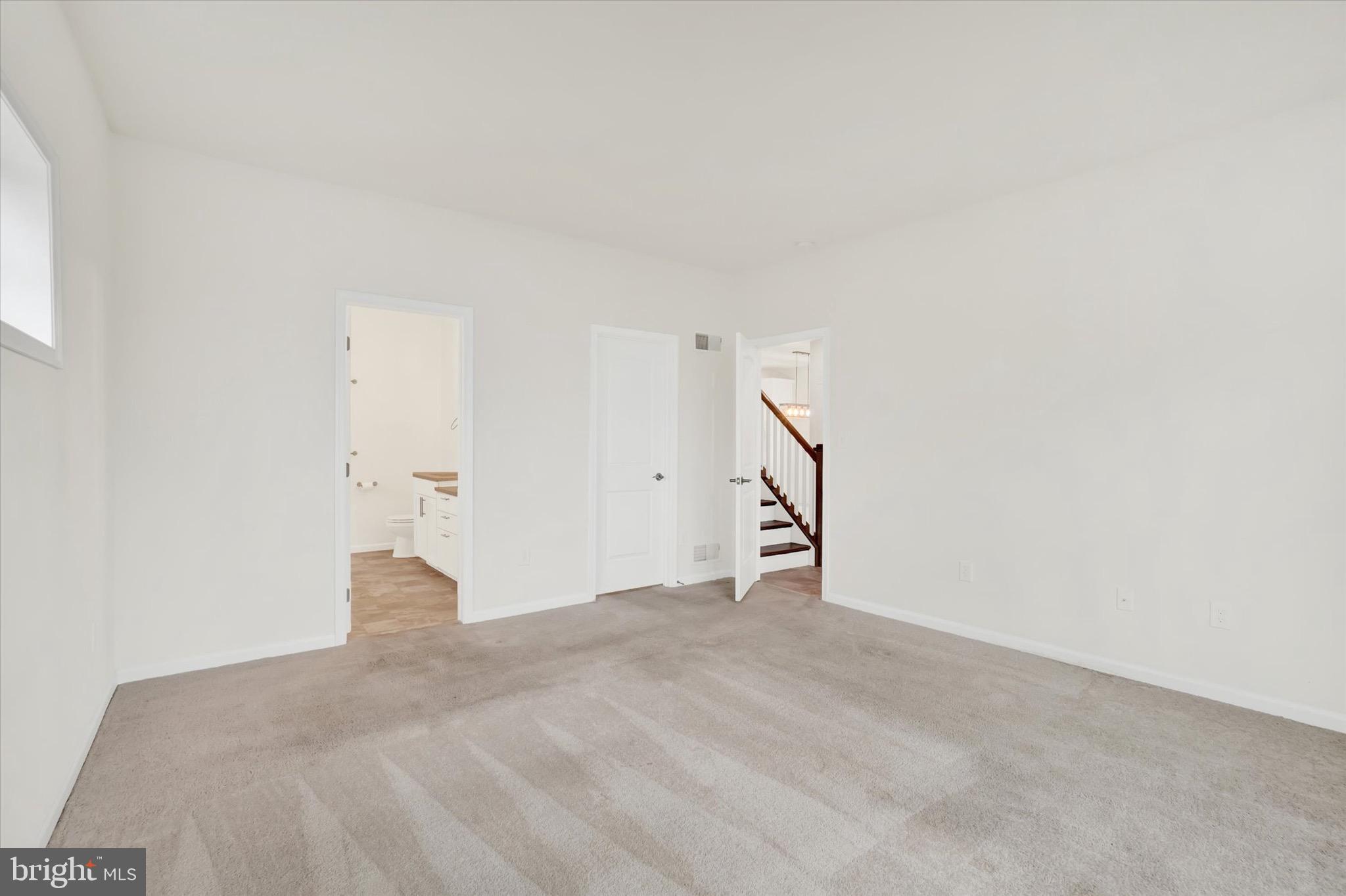 CASTLETON - Residential