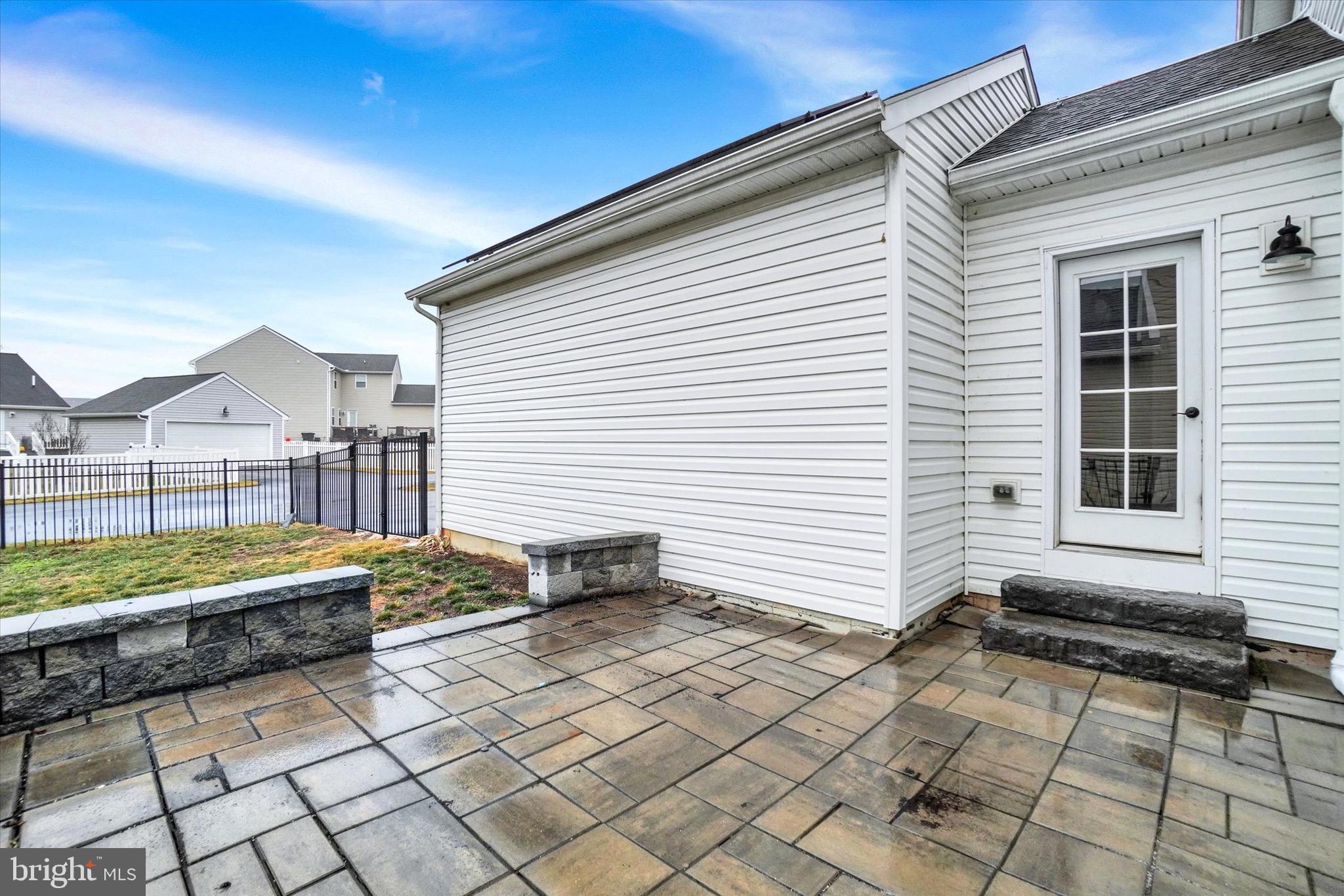 CASTLETON - Residential