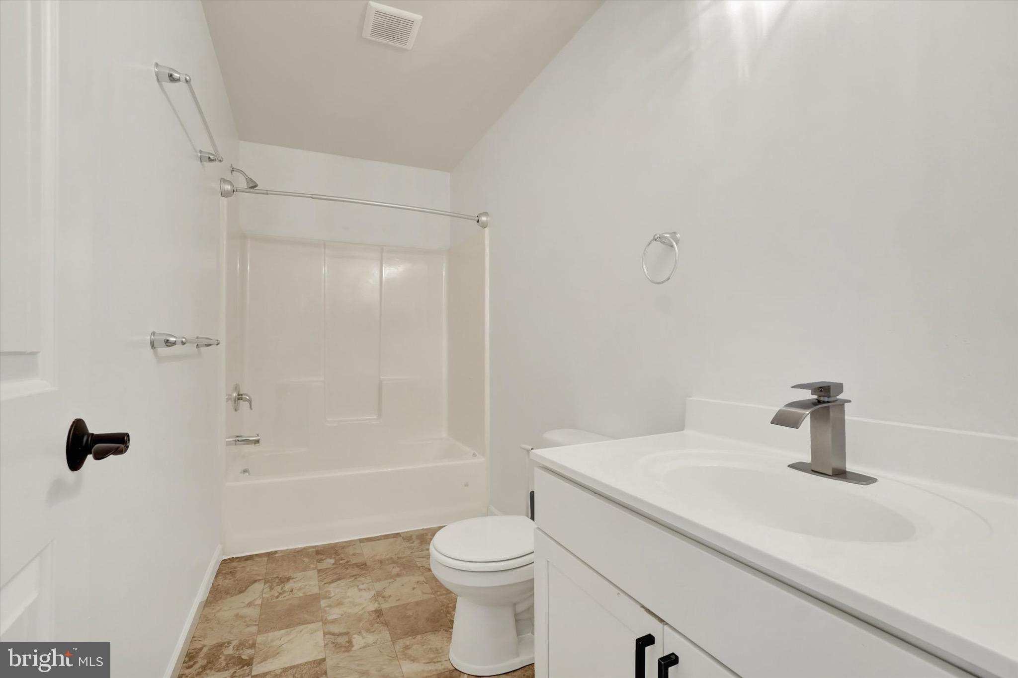 CASTLETON - Residential