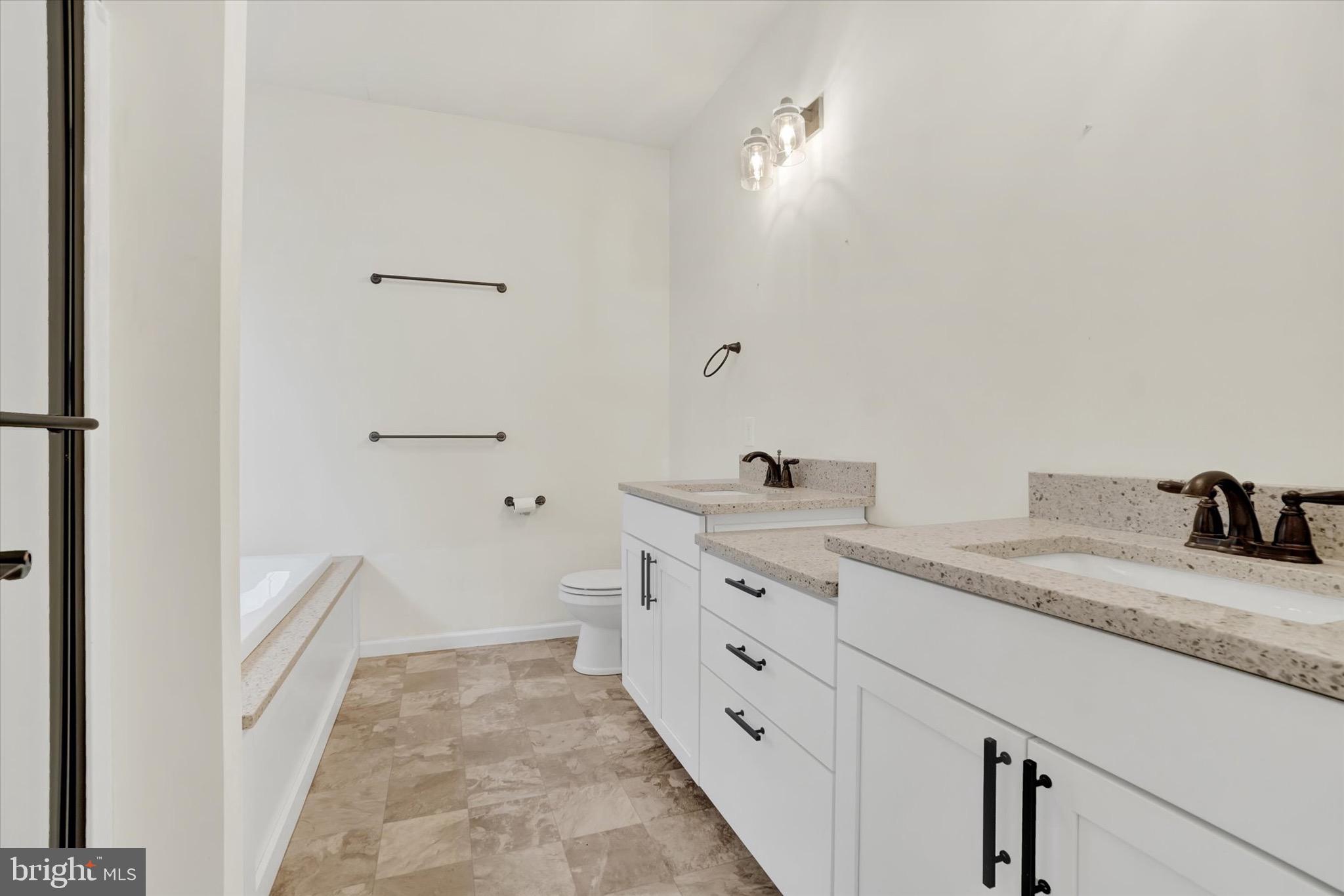 CASTLETON - Residential