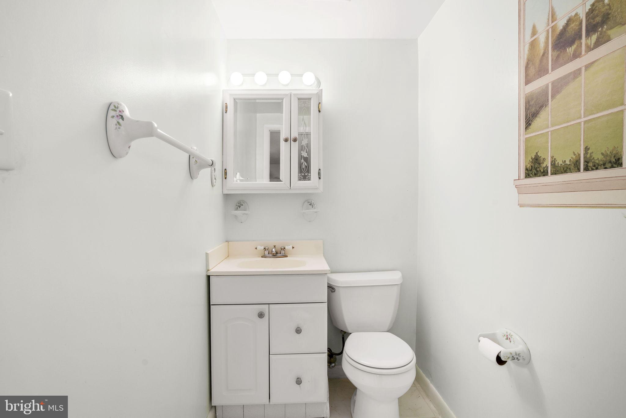 WHITE OAK MANOR - Residential