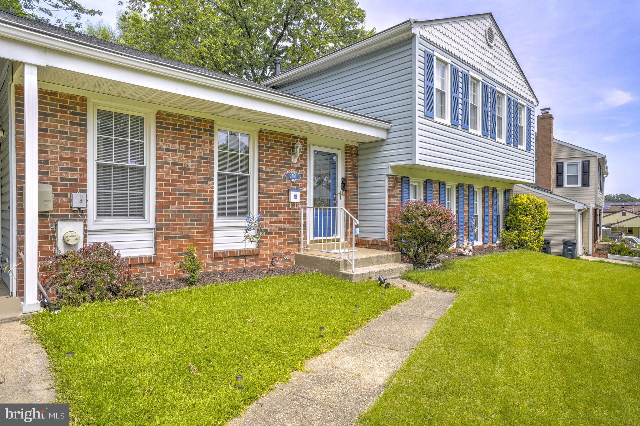 WHITE OAK MANOR - Residential