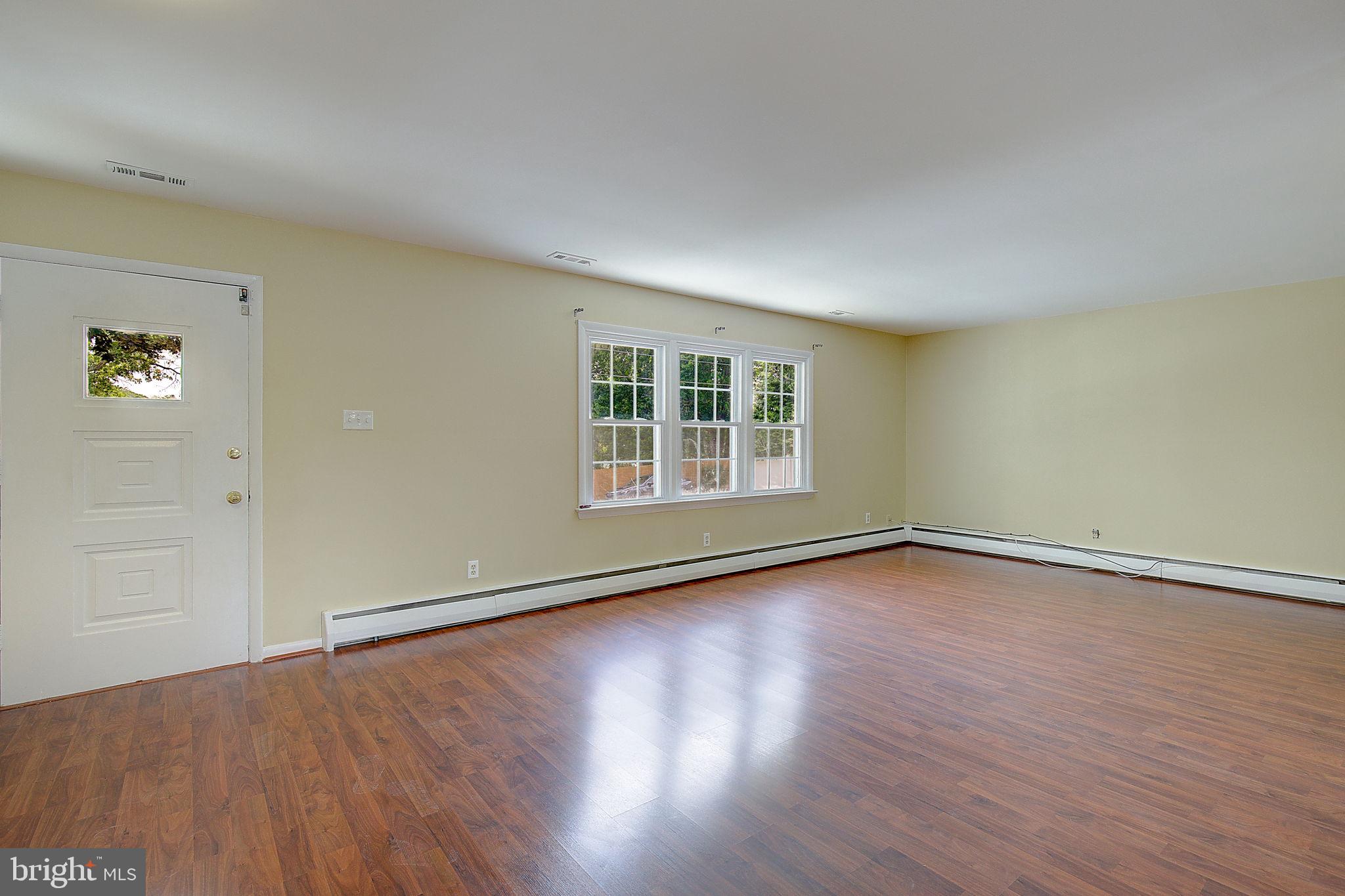 2546 HILLSIDE DRIVE