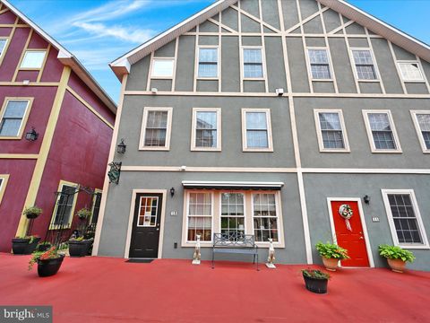 Photo of 13 N Village Circle, Reinholds, PA 17569 (MLS # PALA2052580)