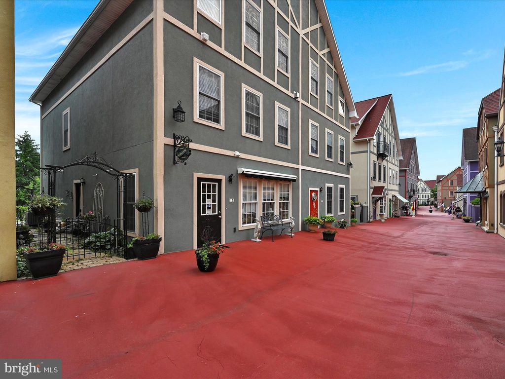 Photo of 13 N Village Circle, Reinholds, PA 17569 (MLS # PALA2052580)