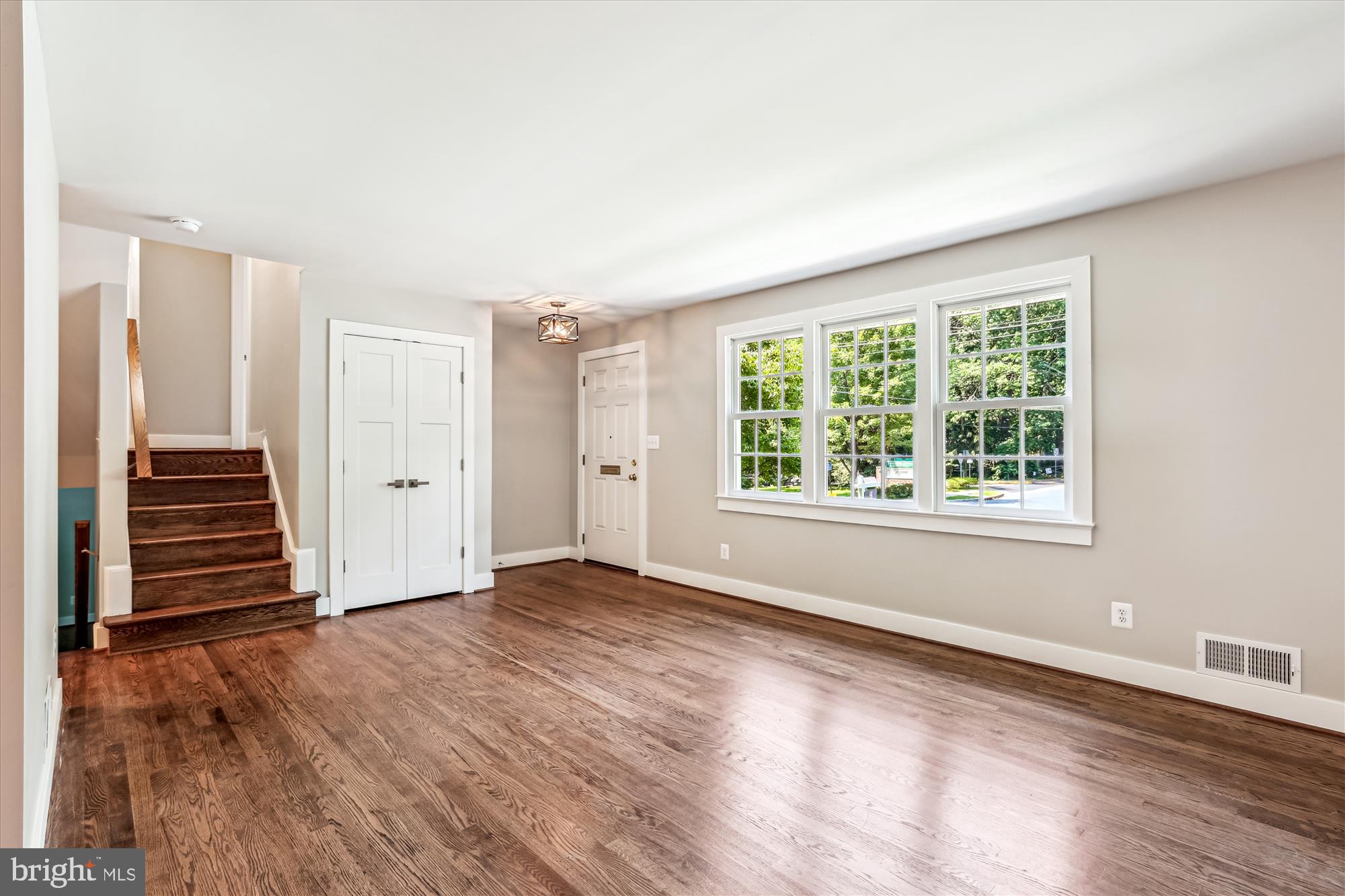 4711 PONTIAC DRIVE
