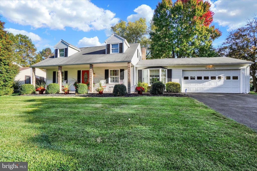 Photo of 101 Freedom Avenue, NEW FREEDOM, PA 17349 (MLS # PAYK2092476)