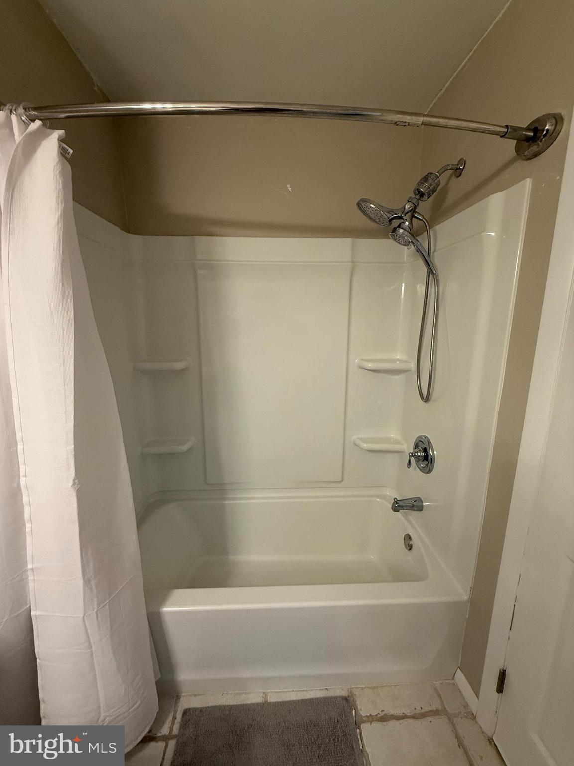 HUNT CLUB - Residential