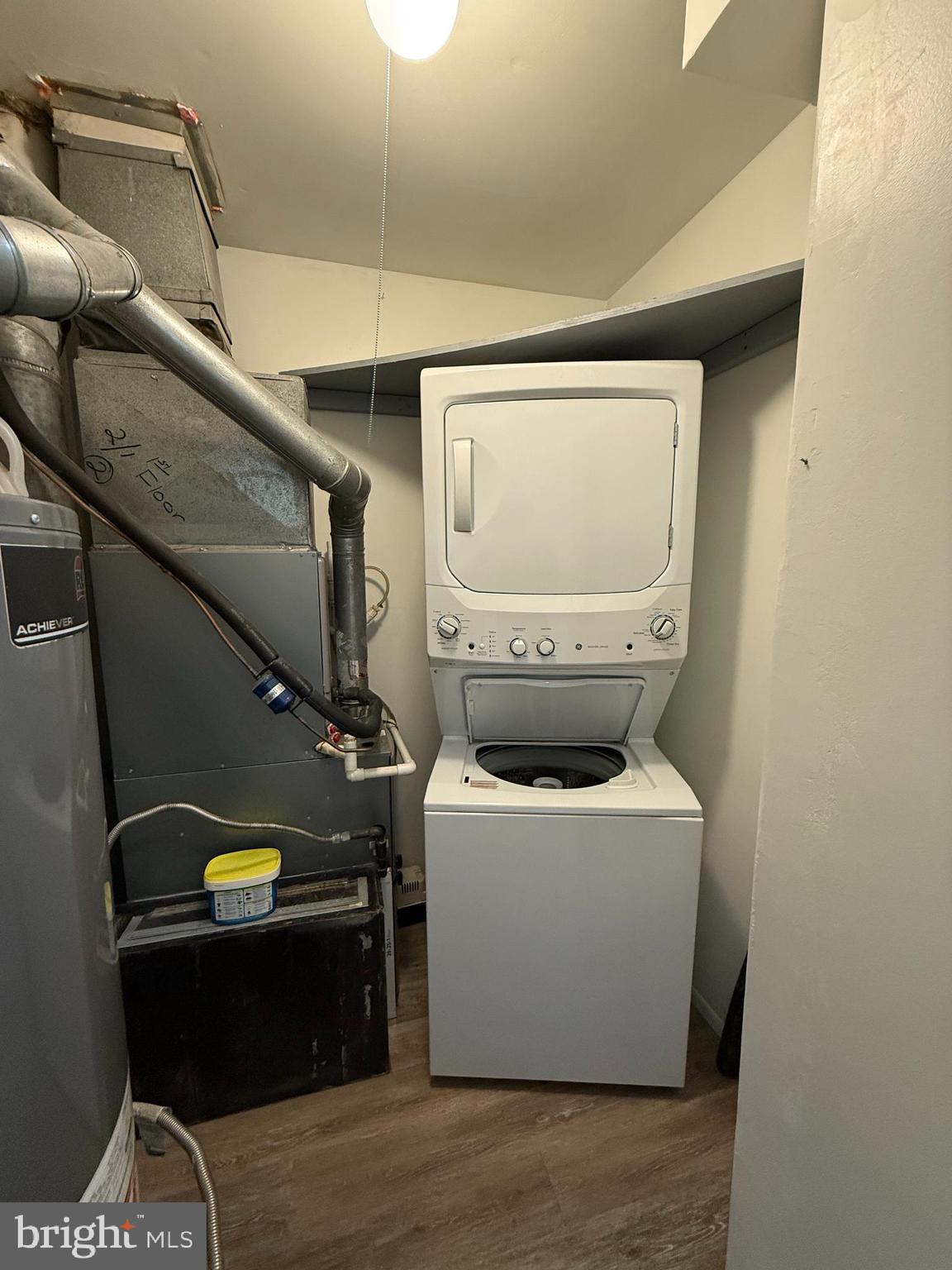 HUNT CLUB - Residential