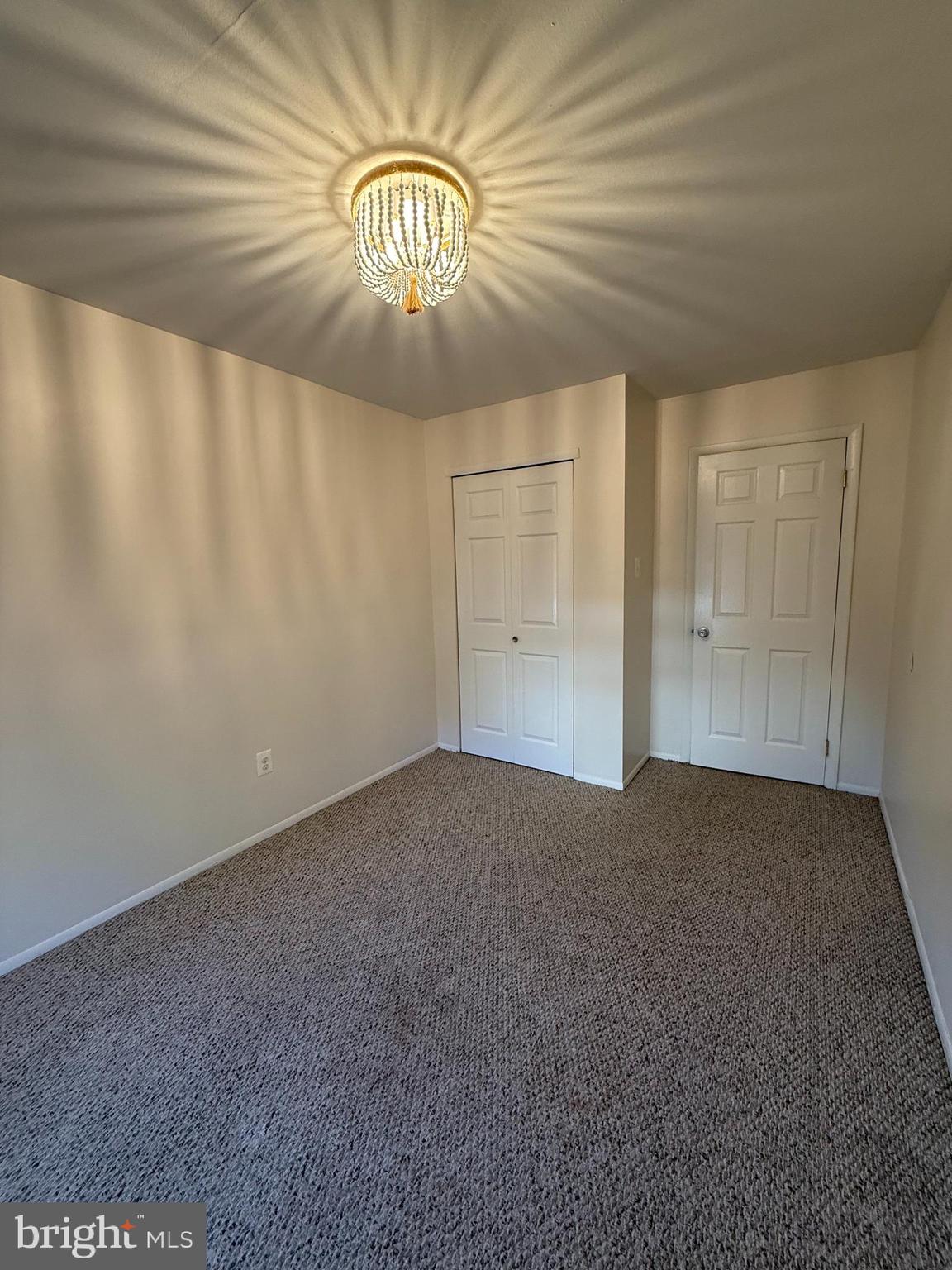 HUNT CLUB - Residential