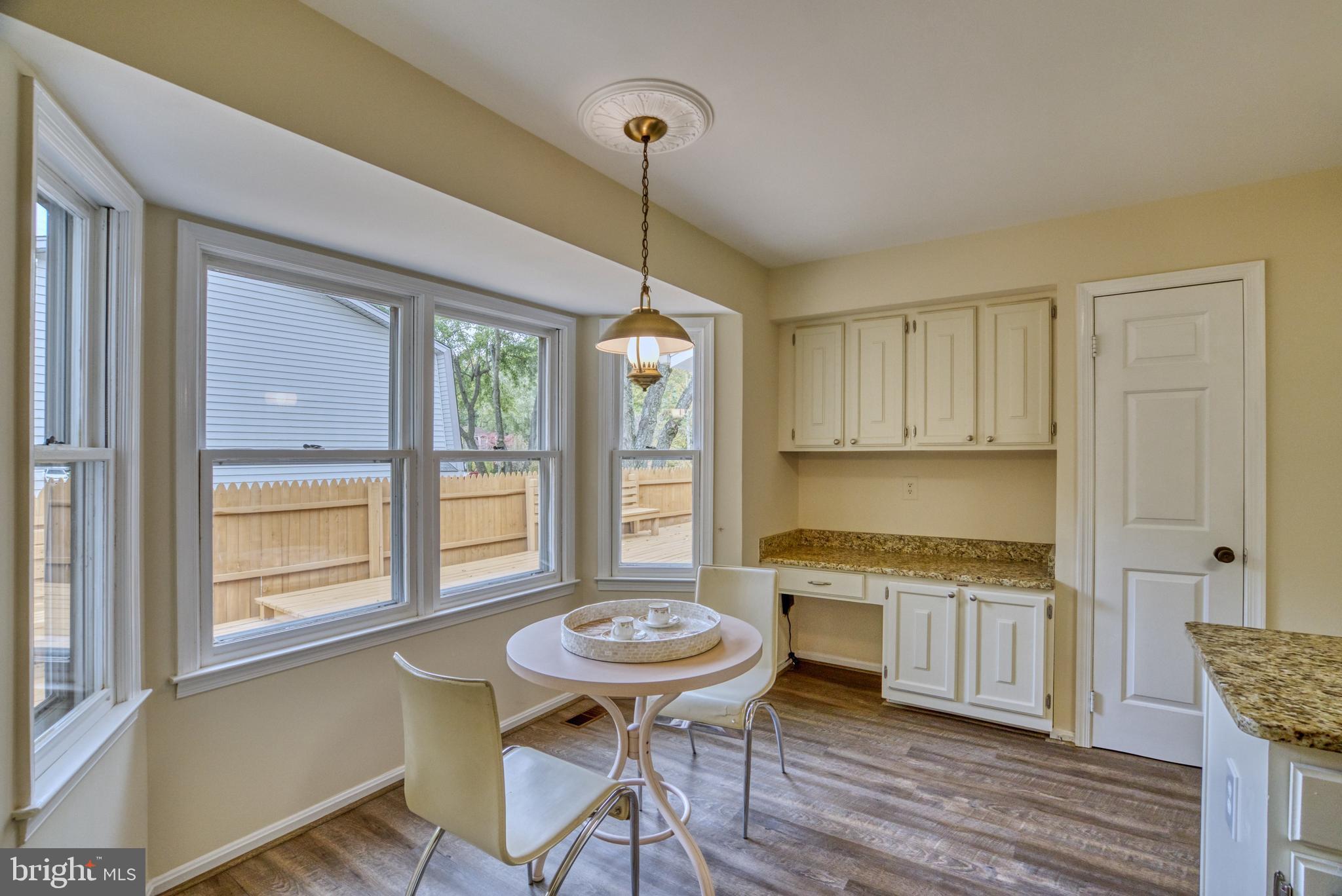 LONGWOOD KNOLLS - Residential