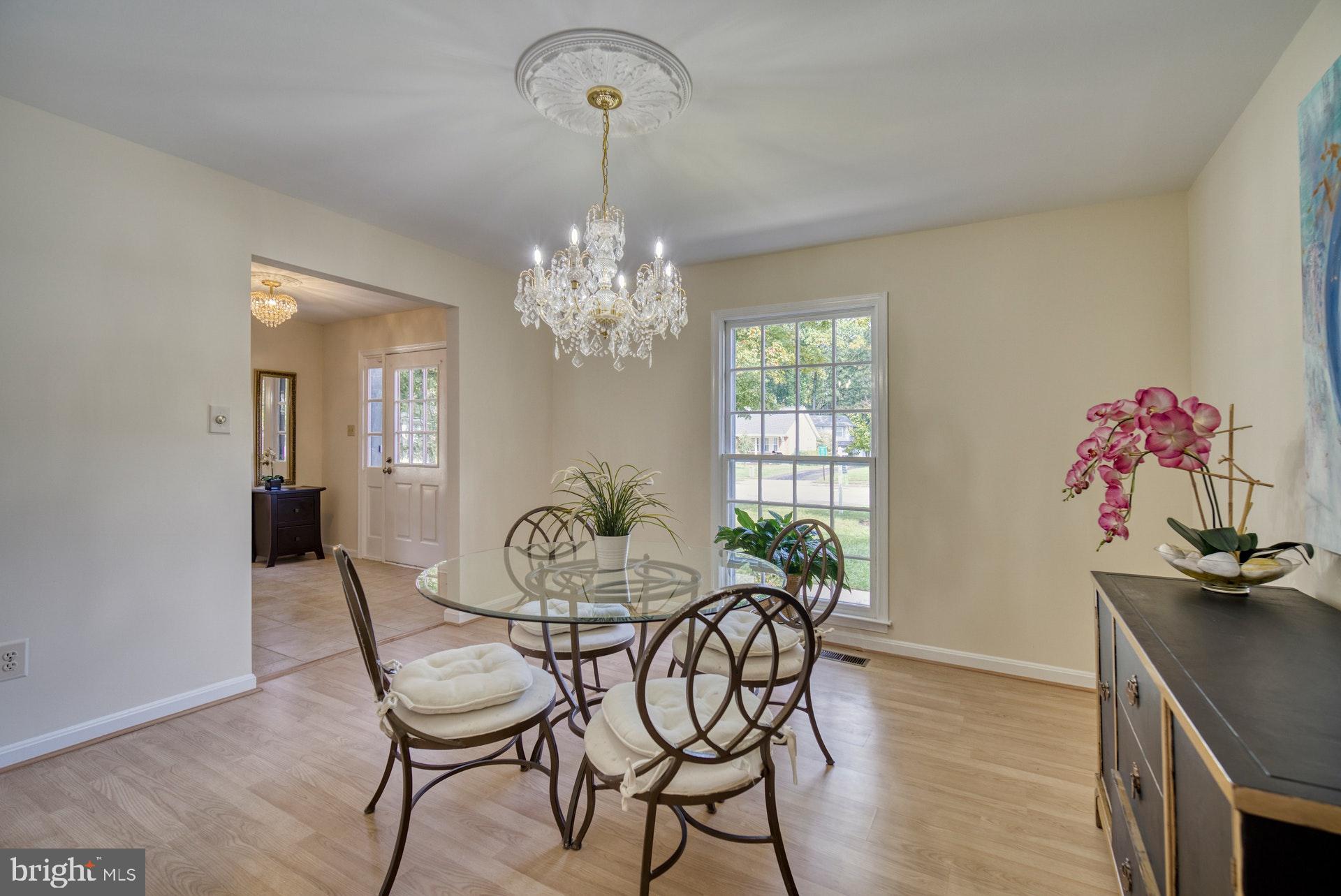 LONGWOOD KNOLLS - Residential