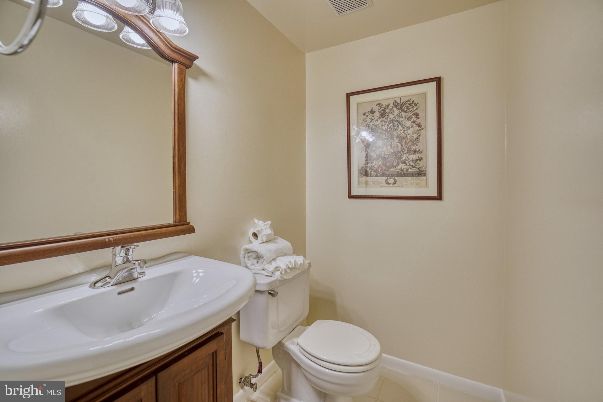 LONGWOOD KNOLLS - Residential